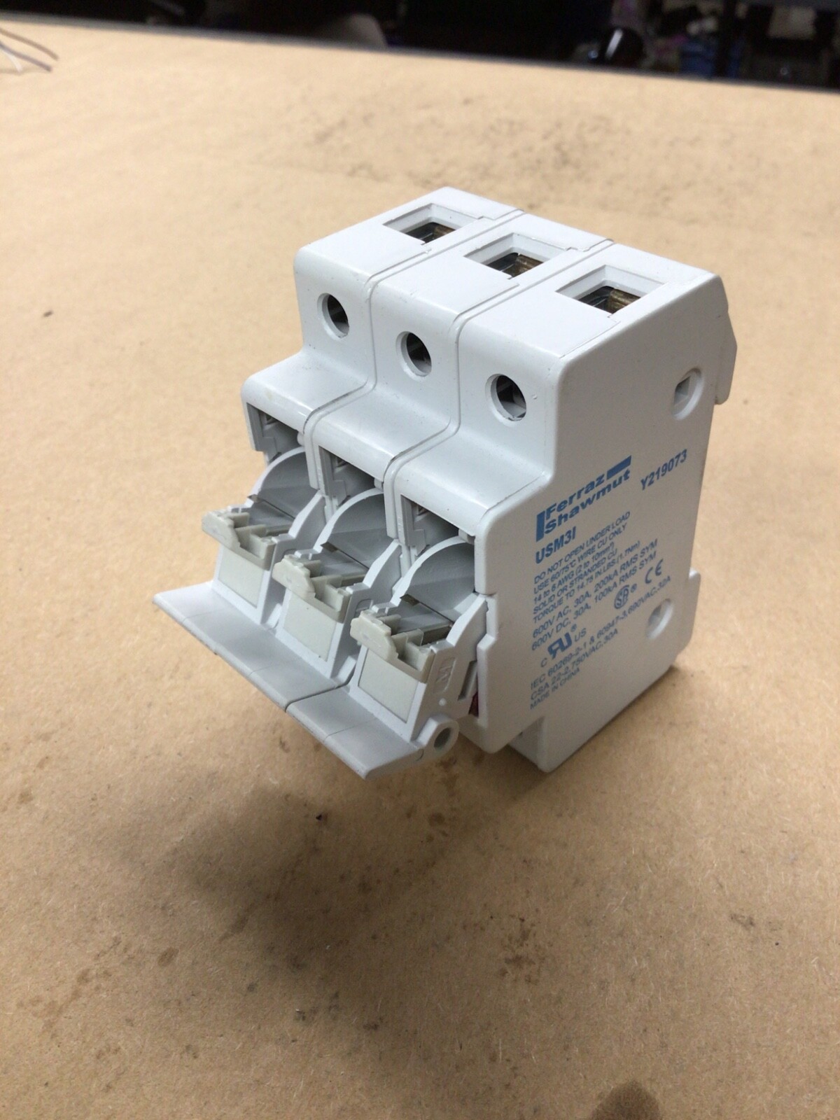 Ferraz Shawmut USM31 Fuse Holder 30A 600V Y219073 #4002I147