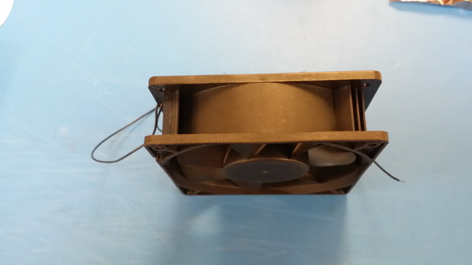 (1 PC) 120X120X38mm AC115/230V 60/50Hz 6.00W COOLTRON FAN FDA1238BDLW5-61-2N