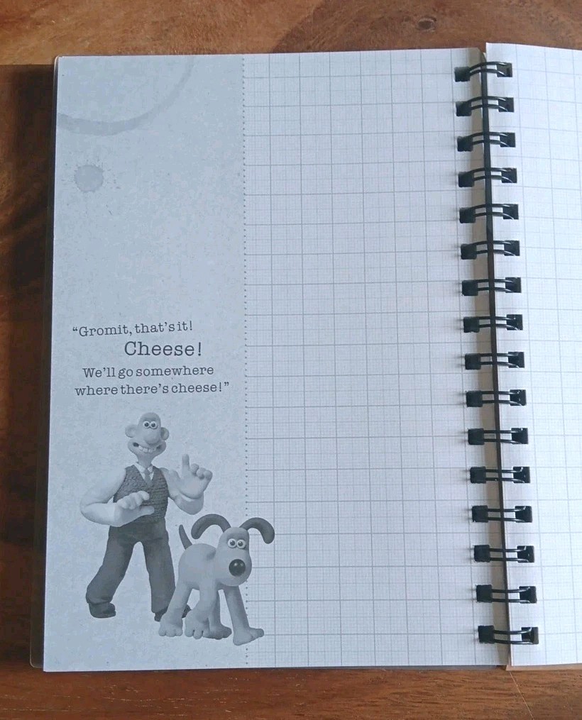 Wallace and Gromit – Spiral Bound Hardcover Stencil Notebook Journal – Unused.