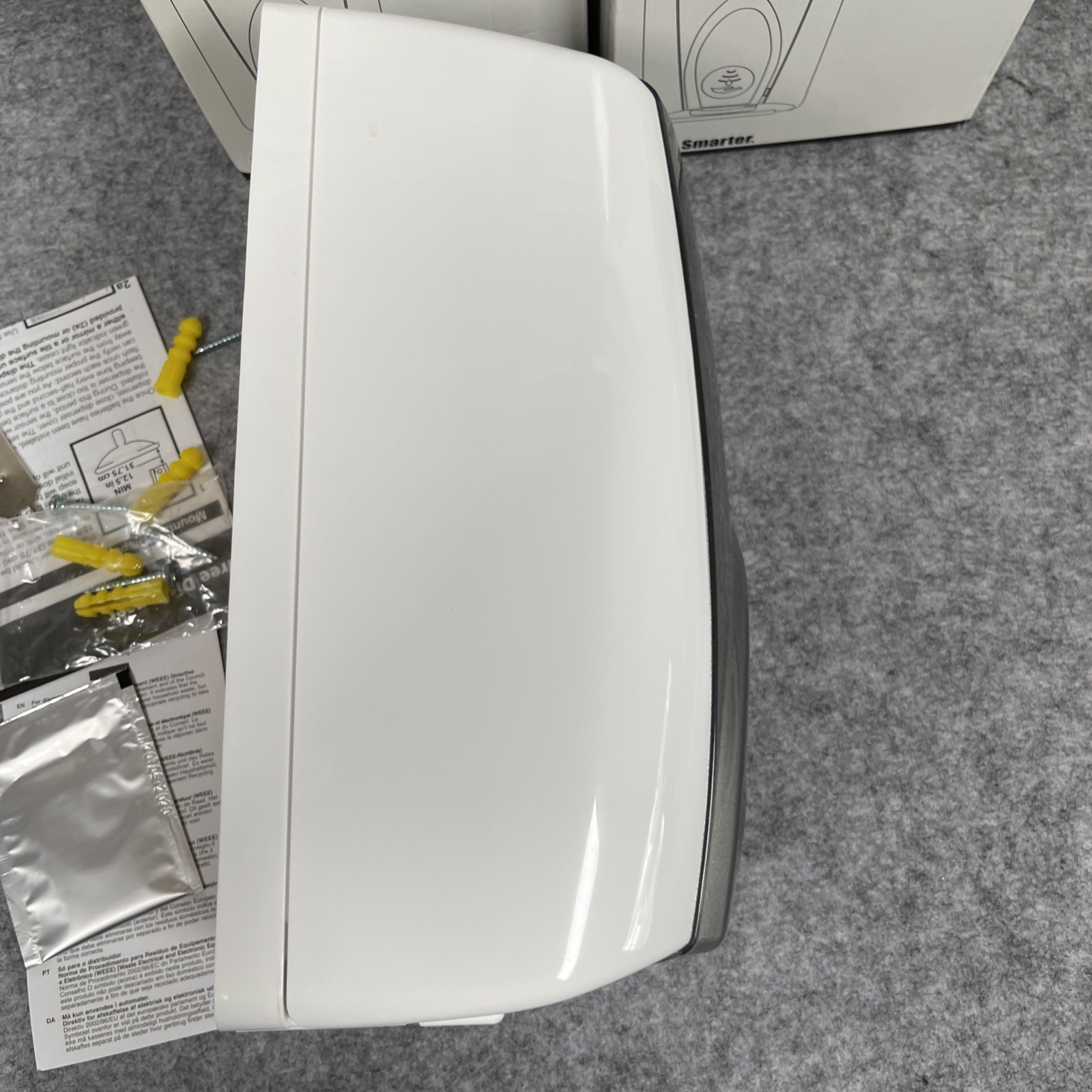 Rubbermaid AutoFoam Dispenser FG750140 White/Grey Color New Lot Of 2