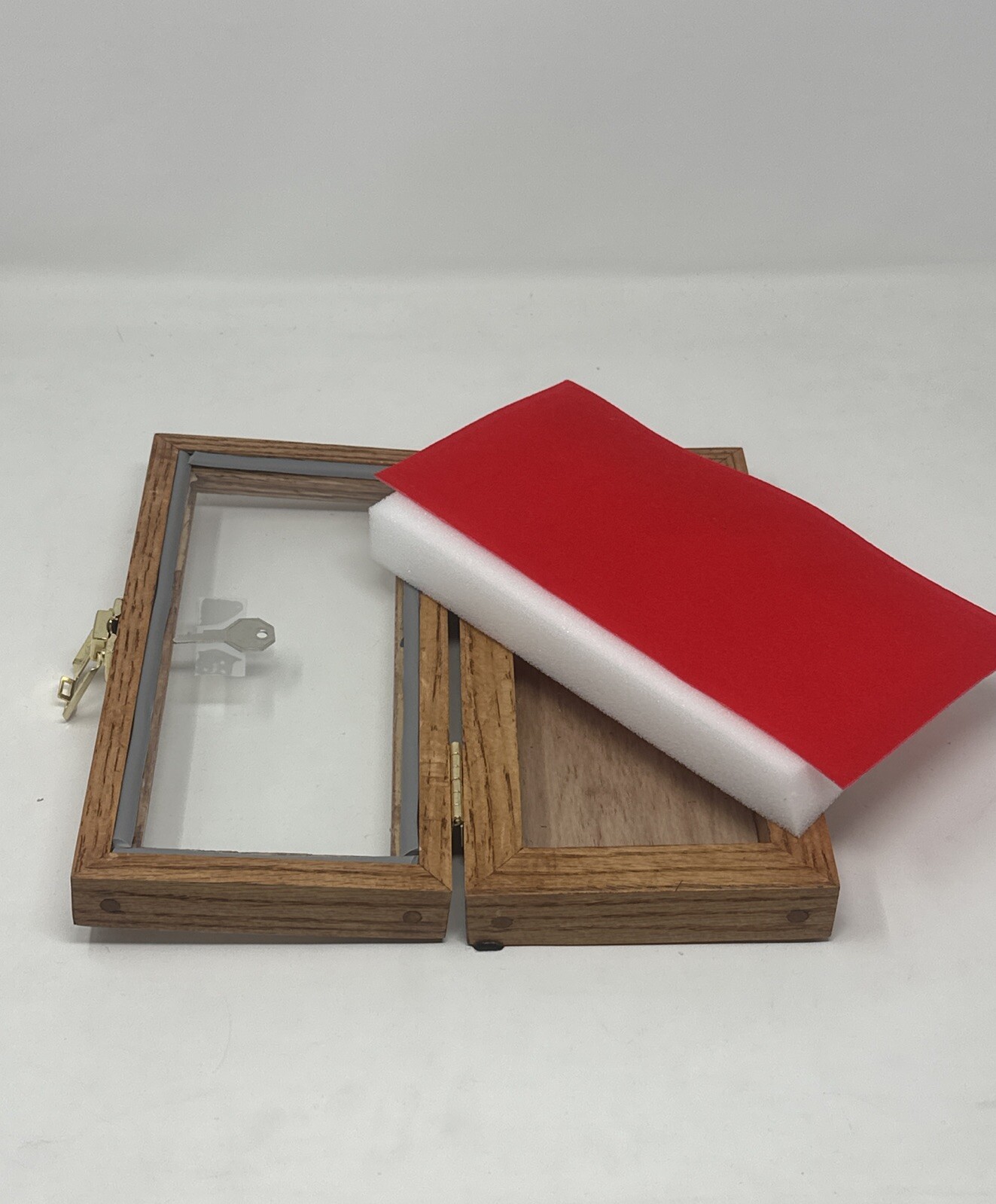 Oak Wood Display Case 5 x 10 x 2 for Arrowheads Knifes Collectibles & More