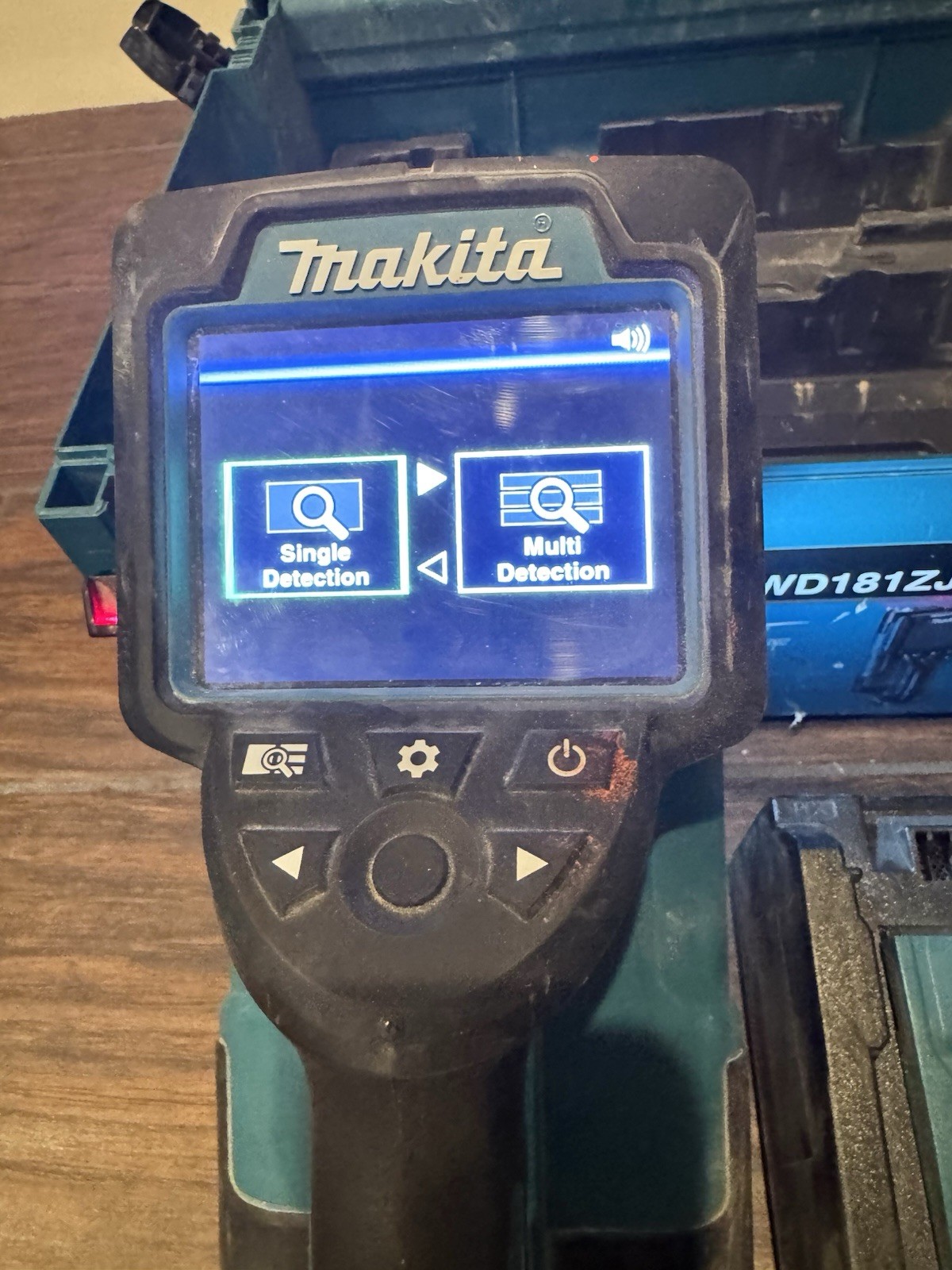 Makita DWD181ZJ 18V LXT Lithium‑Ion Cordless Multi‑Surface Scanner Kit Complete