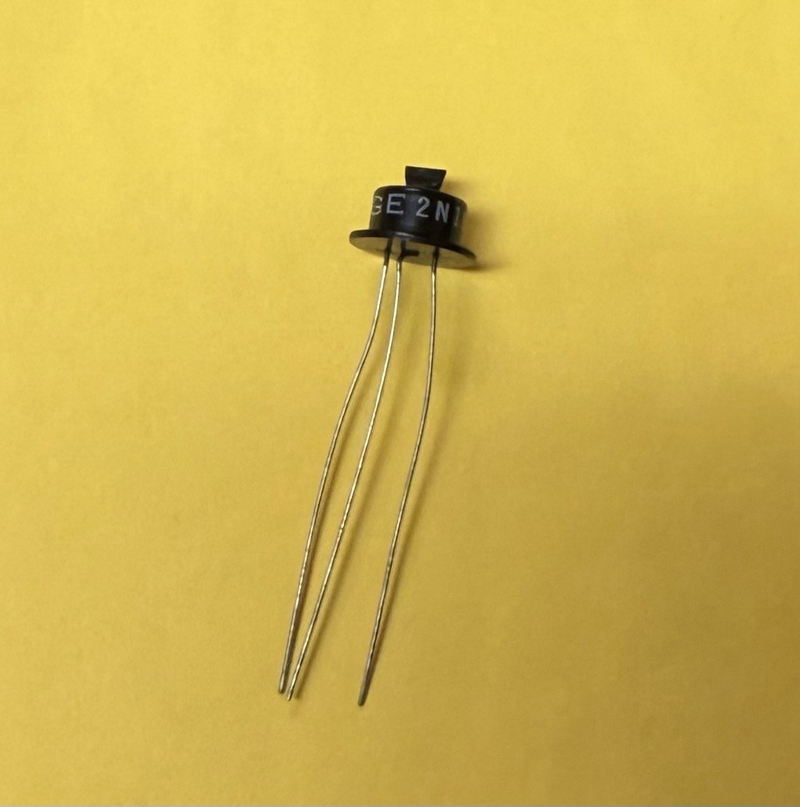 2N190 Germanium PNP Transistor Black Top Hat General Electric NOS