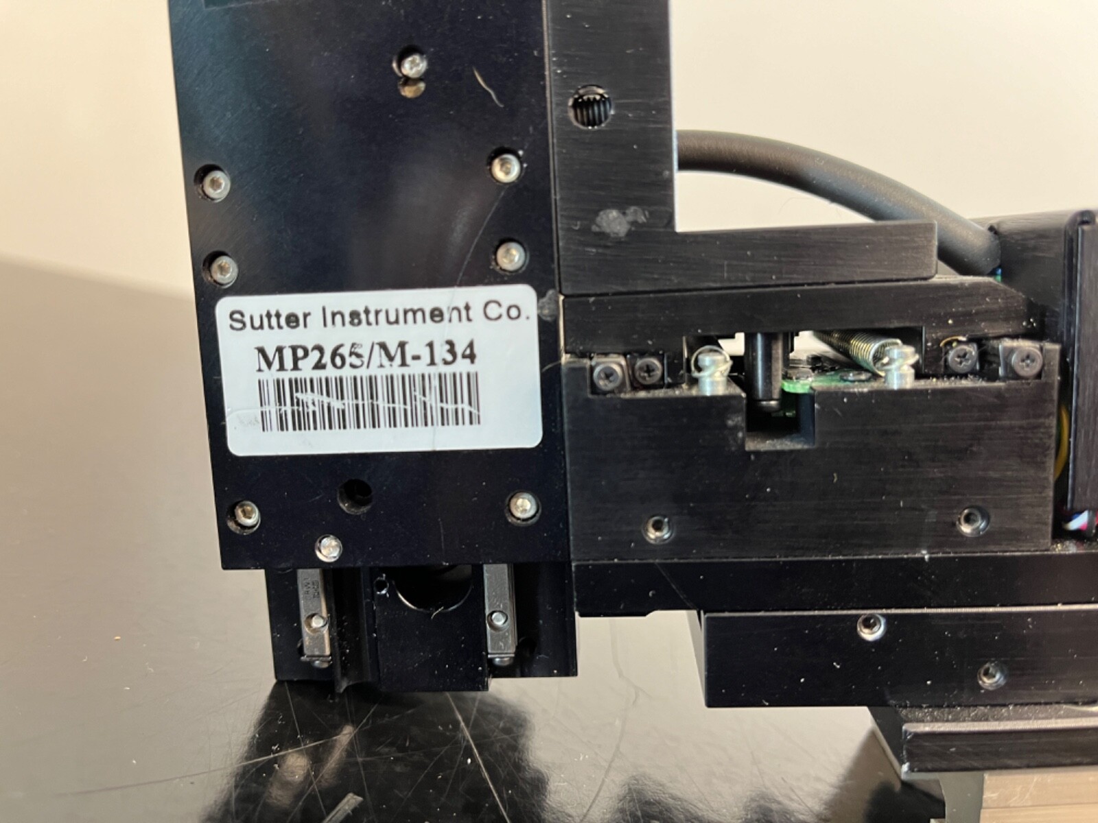 Sutter Instruments Co. MP265/M-134 “narrow format” motorized micro manipulator