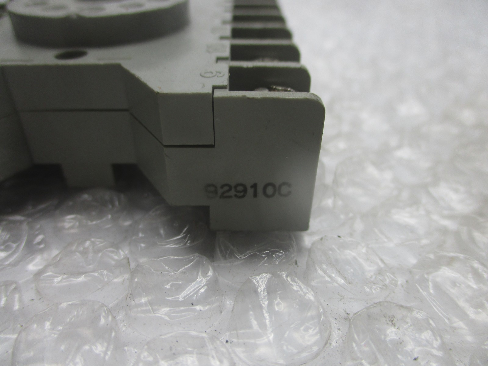 IDEC SR3P-05 RELAY BASE NSNP