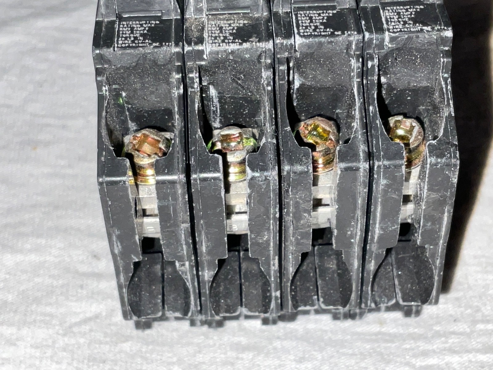 LOT OF 3 THQP115 GE THQP 1 pole 15 amp plug in 120v Circuit Breaker USED