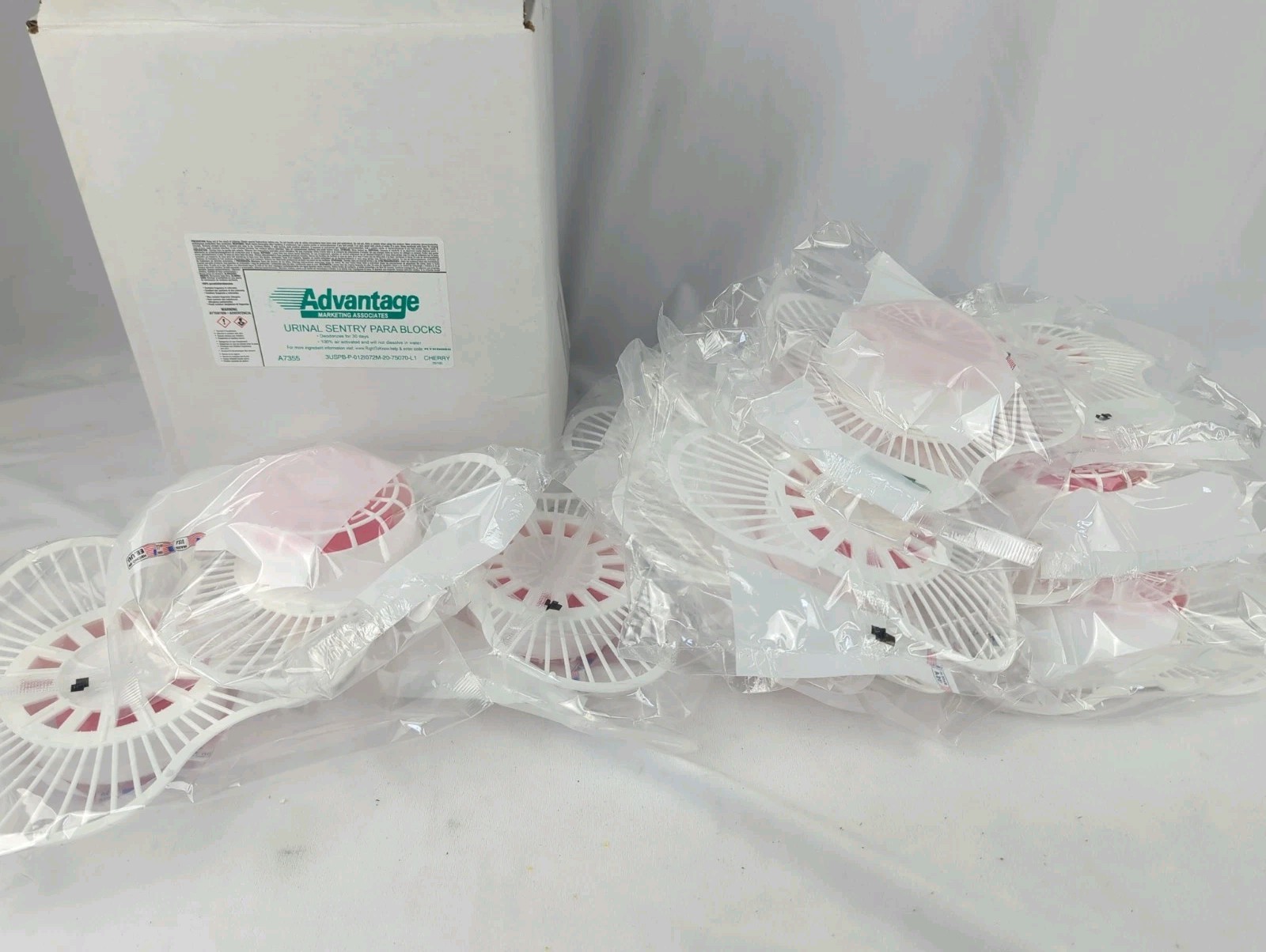 Advantage Maintenance Urinal Screen W/Para Deodorizer Block Cherry Damaged Box