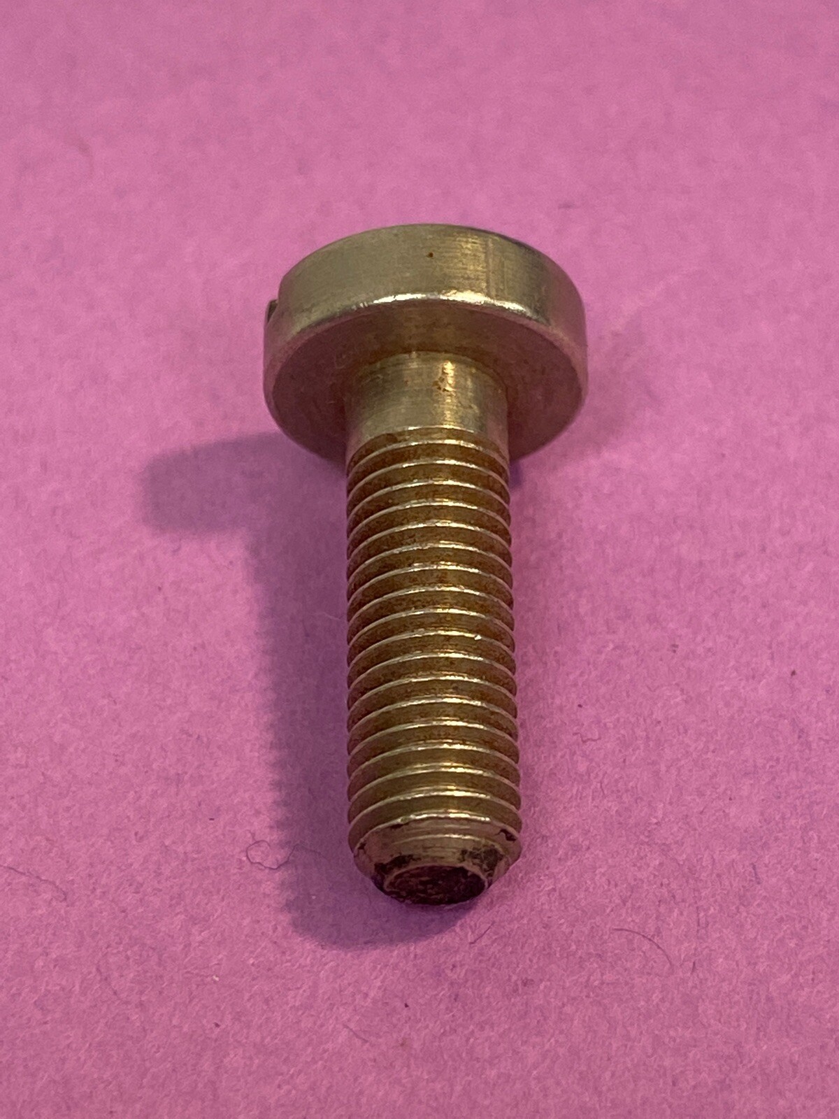 *NOS* 51188 SCREW FOR SINGER SEWING MACHINE *FREE SHIPPING*