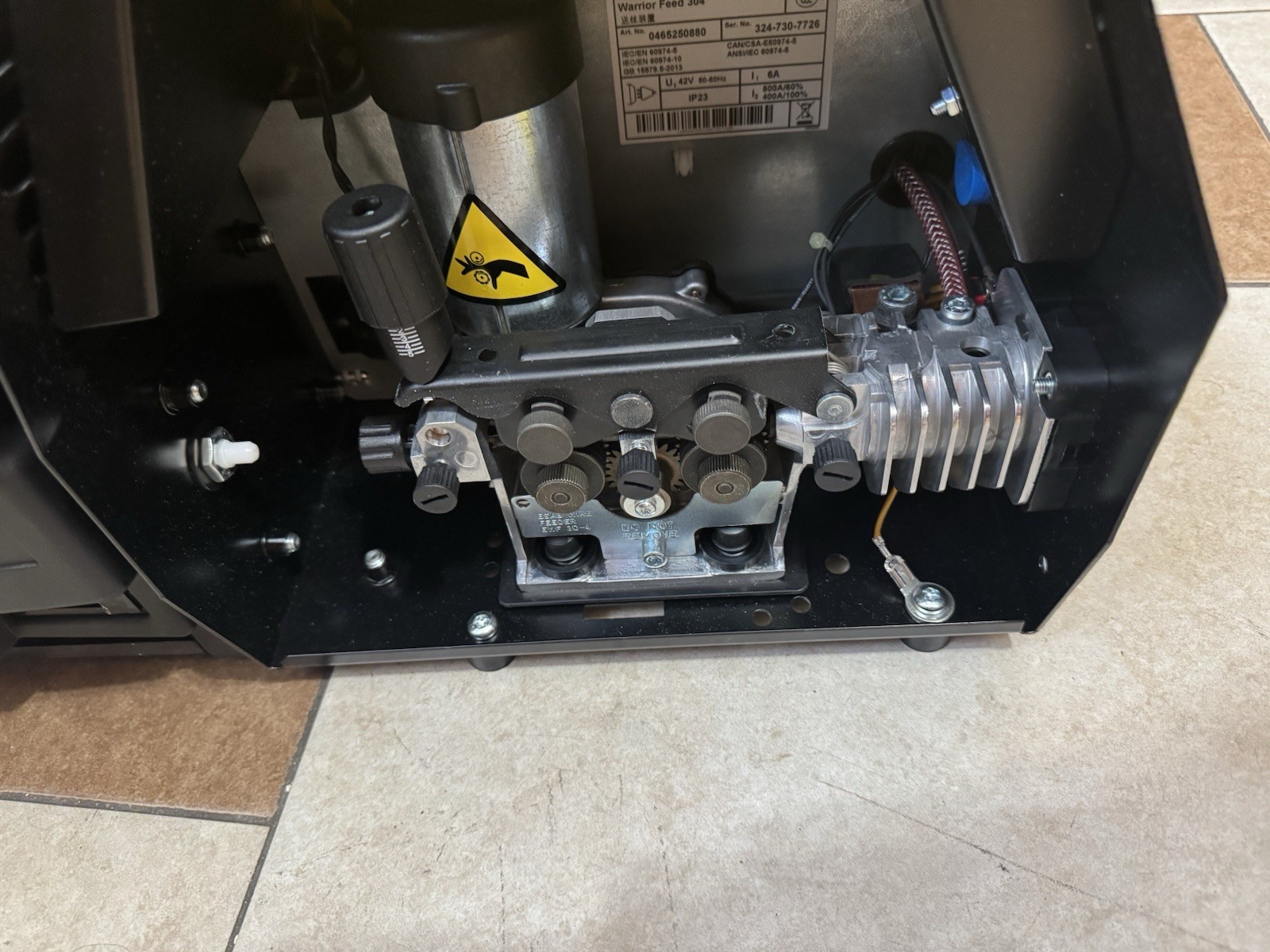 Esab Warrior Feed 304 wire feeder