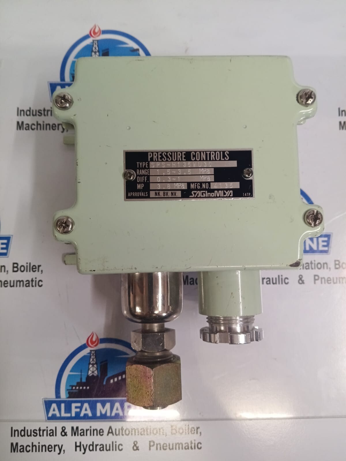 Saginomiya SPS-H135WU3Q Pressure Controls