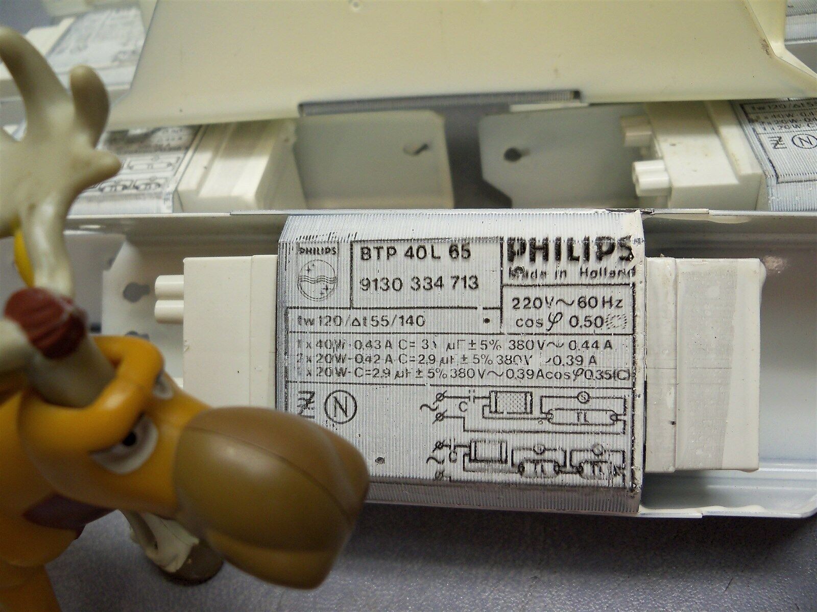 Philips BTP 40L 65 Ballast 9130 334 713 220V Lot of 10