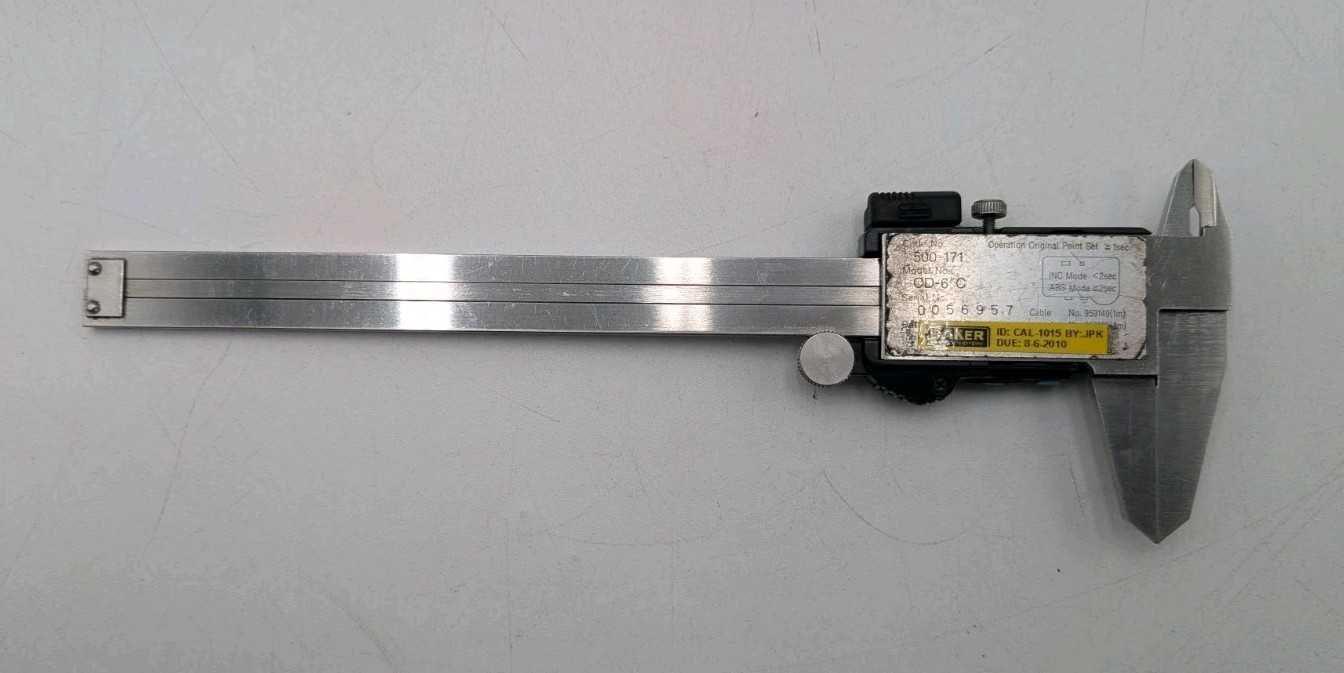 Mitutoyo 500-196-30 1.5V Absolute Digital Digimatic Vernier Caliper
