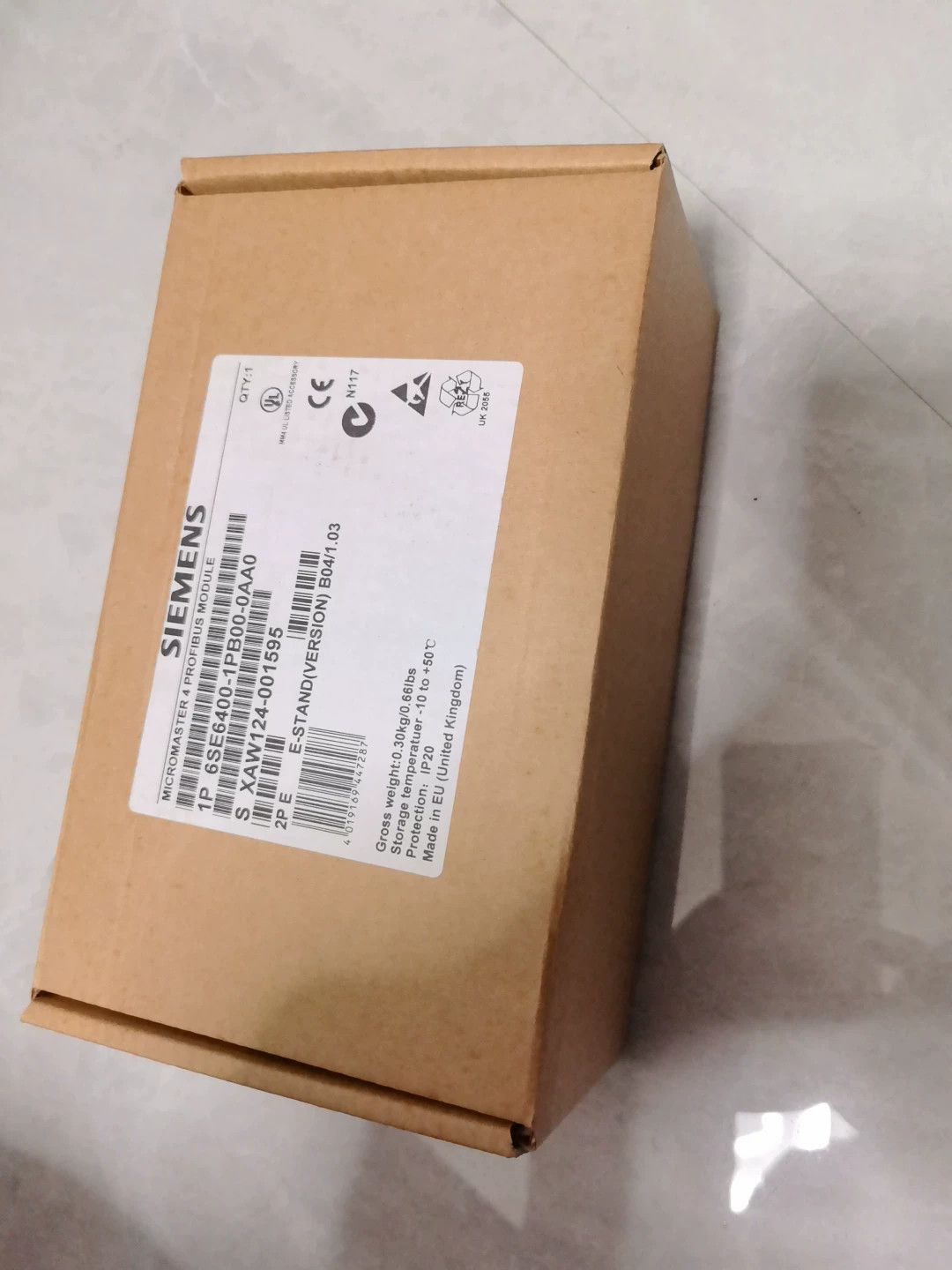 6SE6400-1PB00-0AA0 New Original SIEMENS 6SE6400-1PB00-0AA0 SAME DAY SHIPPING