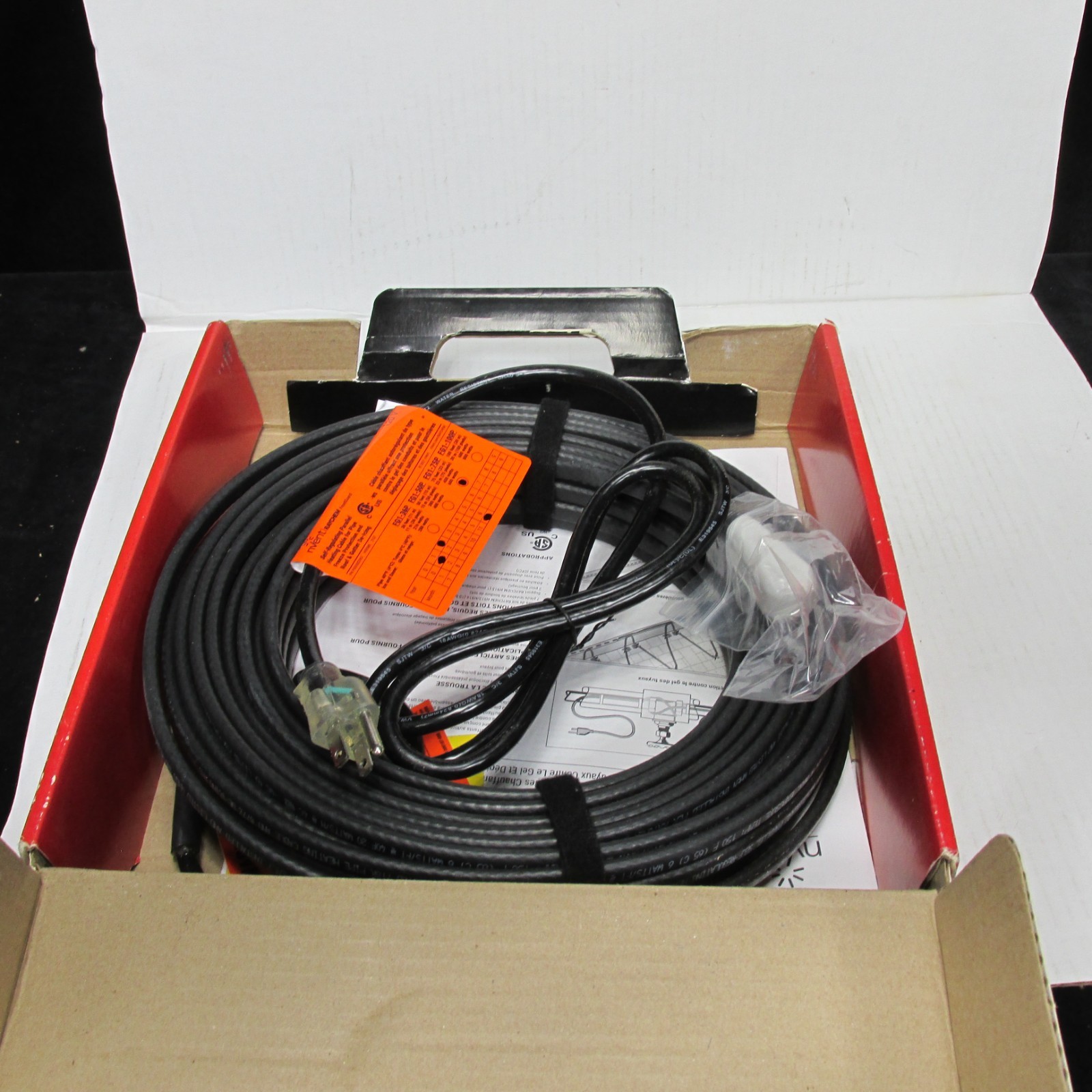 nVent P000002027 RAYCHEM 120V FrostGuard Pipe Freeze Protection roof 75 feet