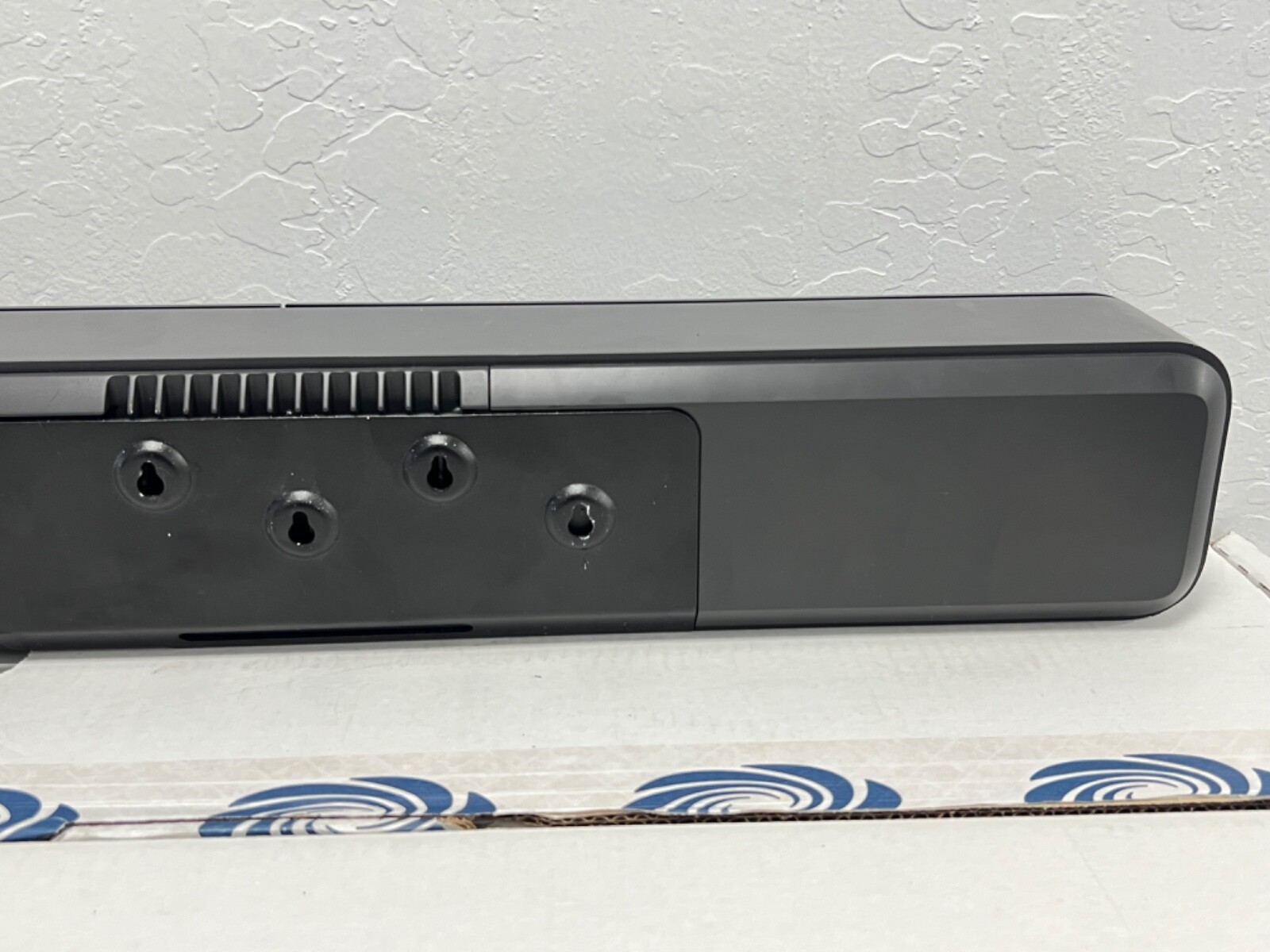 Crestron UC-SB / UC-SB1-CAM-FLEX UC Video Conference Smart Soundbar and Camera