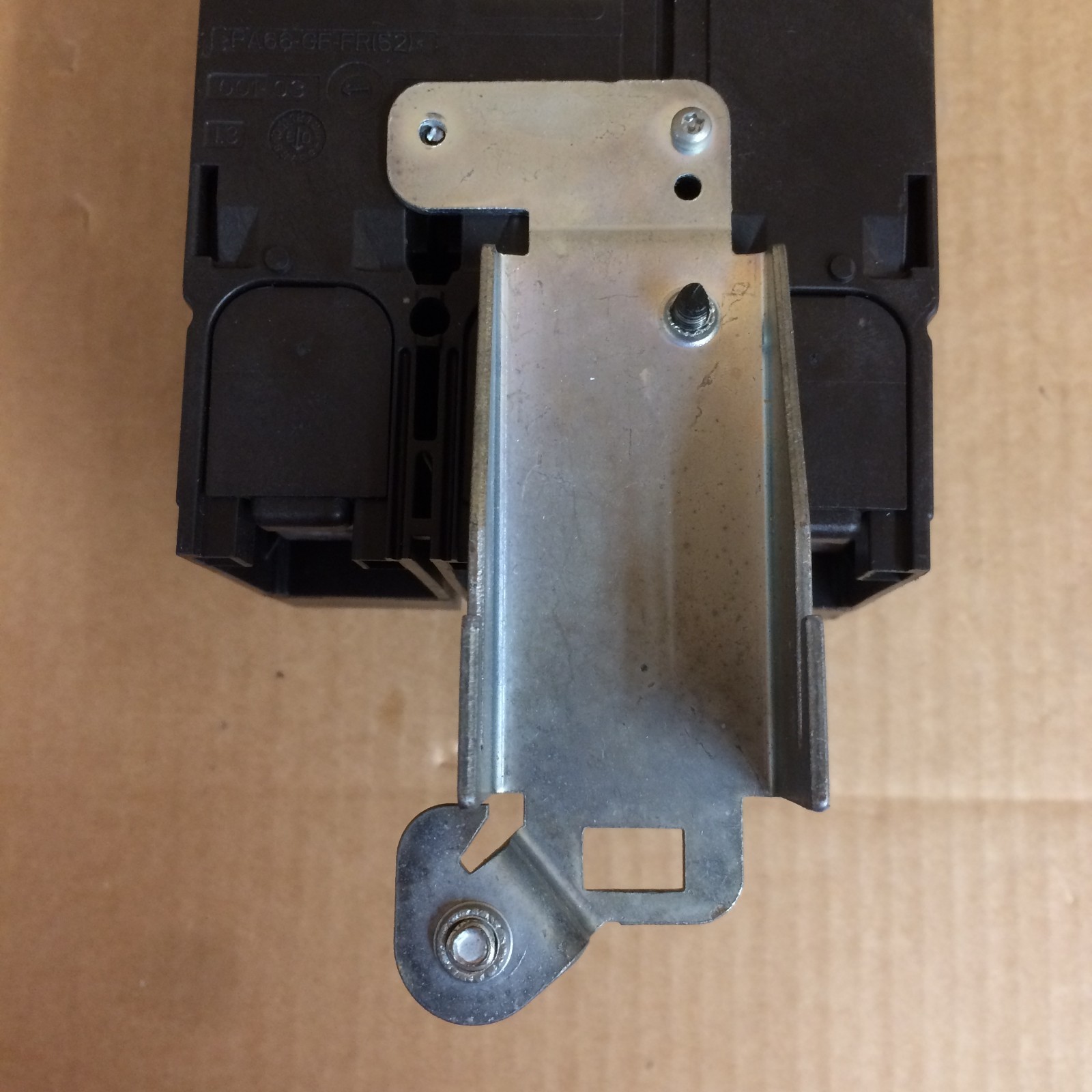 SQUARE D JDA36175 175A 3-PHASE 3-POLE 600V I-LINE POWERPACT J CIRCUIT BREAKER