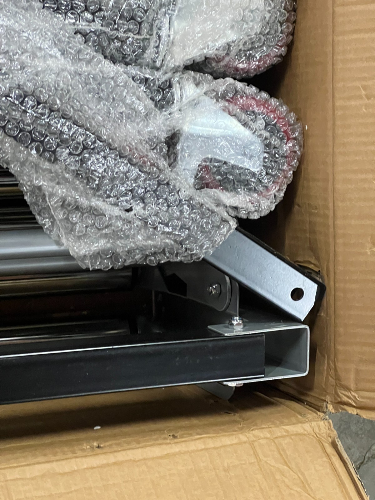 Oasis Machinery T1732 Adjustable Expandable Gravity Wheel Conveyor Table