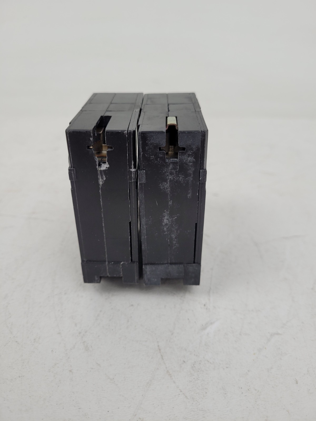 LOT OF 2 BR2020 WESTINGHOUSE 20 Amp Circuit Breaker – Next Day Option