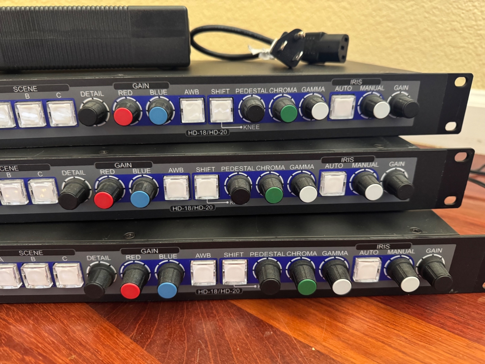 Vaddio Tally Quick Connect CCU HD-18 With AC Adapter Part #: 998-1105-015