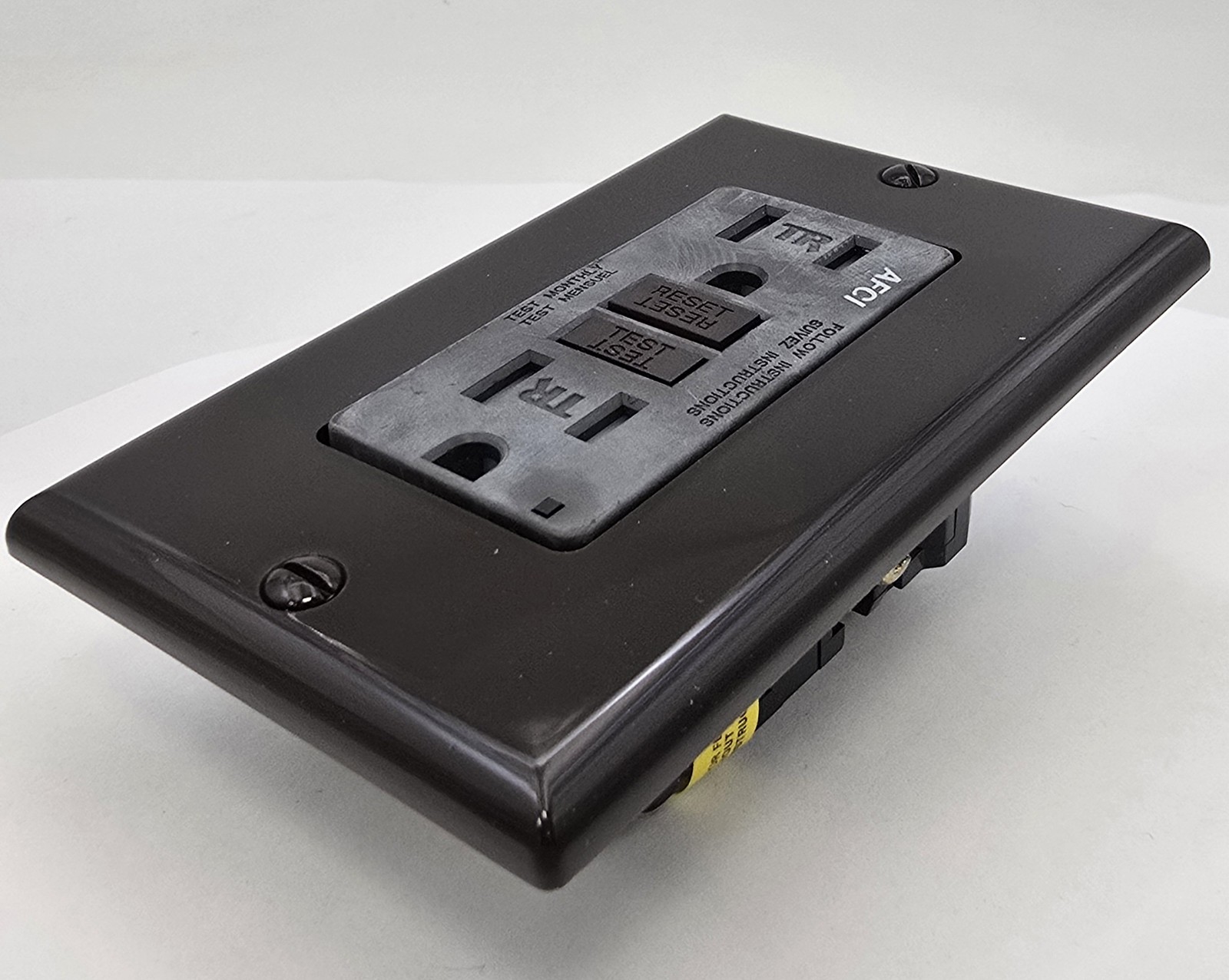 10PC Pass & Seymour AF15TR Tamper-Resistant AFCI Receptacle 15A 125V 60Hz