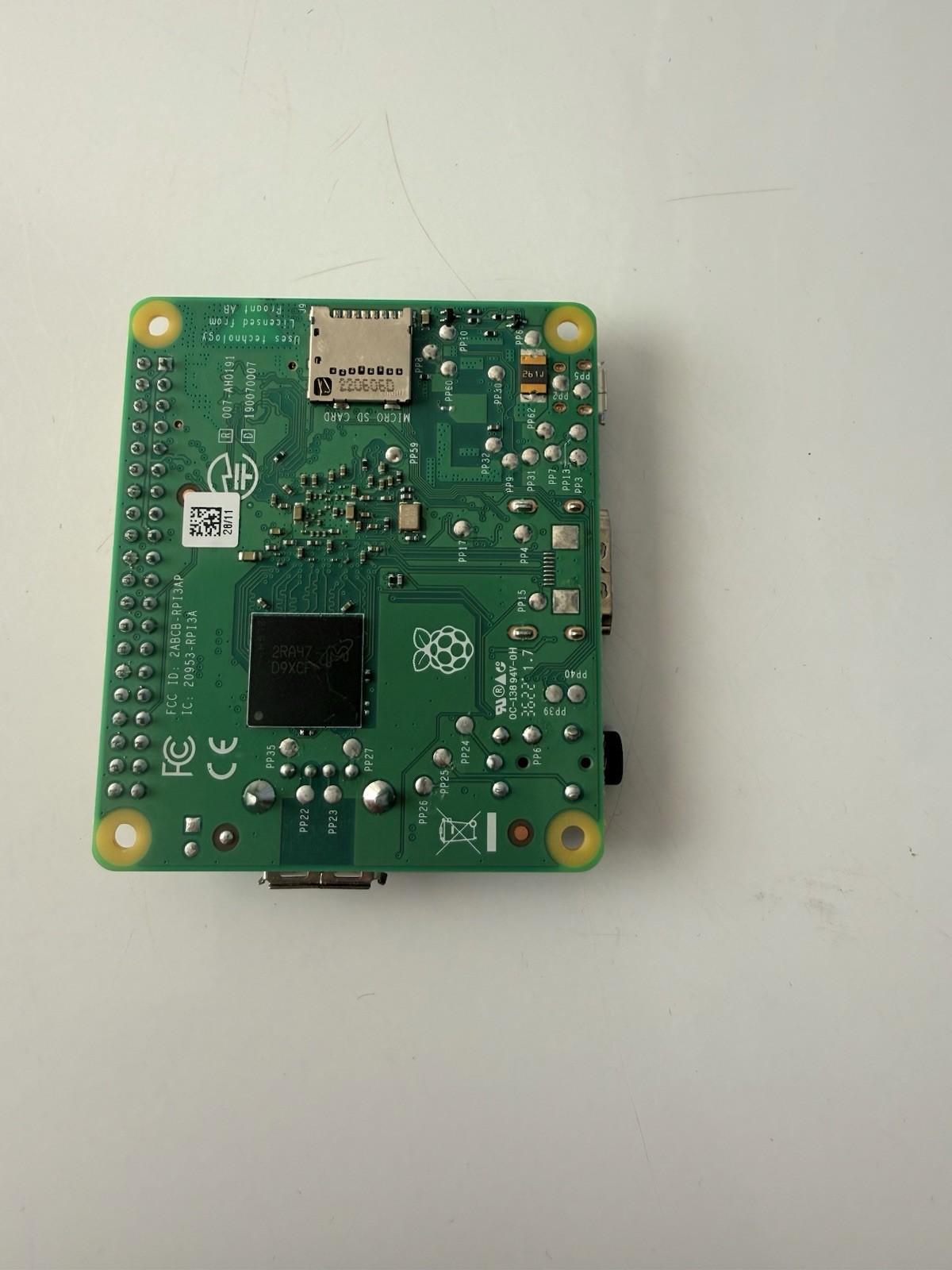 Raspberry Pi 3 Model B Single Board Computer 1GB RAM USB Ethernet HDMI