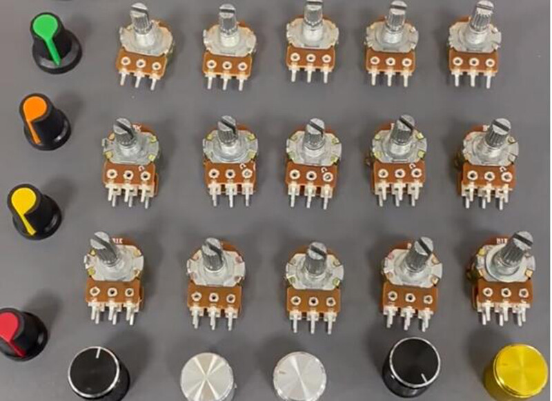 WH148 Variable Resistor Single Potentiometer Pot Lin Linear 3Pin B1K B2K ~ B1MΩ