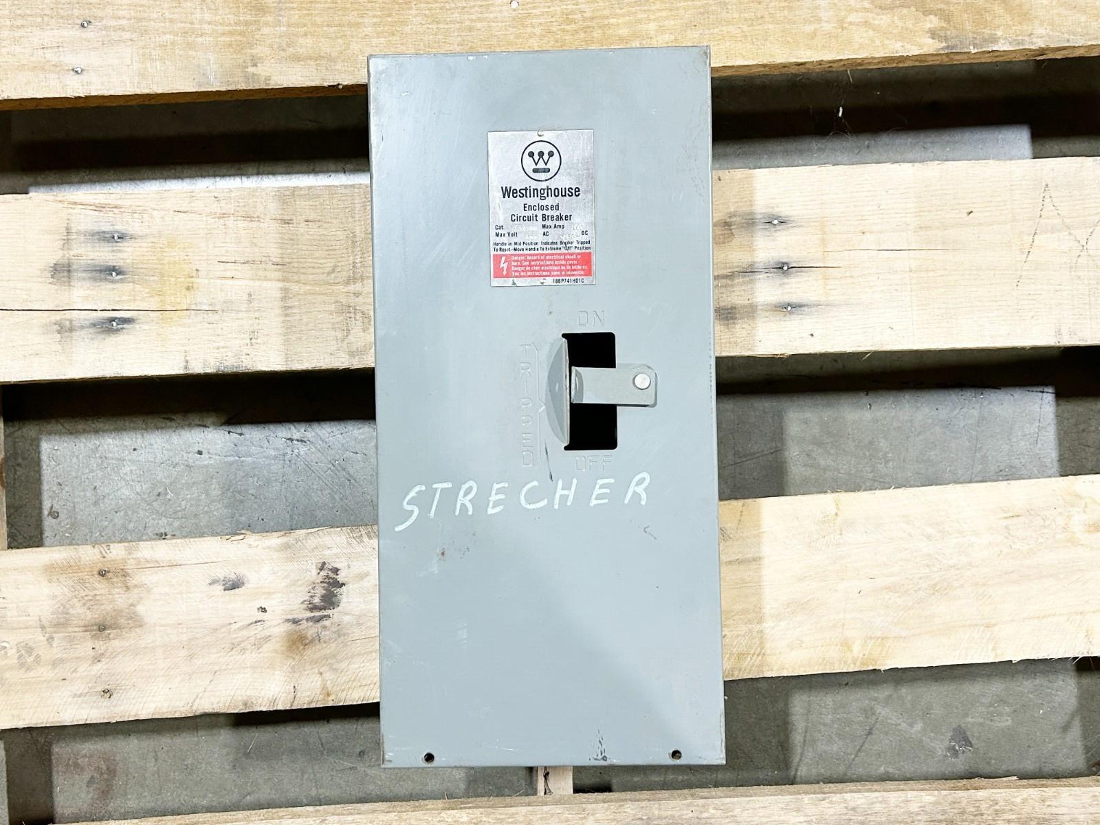 Westinghouse SFDN100 Circuit Breaker Enclosure 15-100A 600V Nema 1