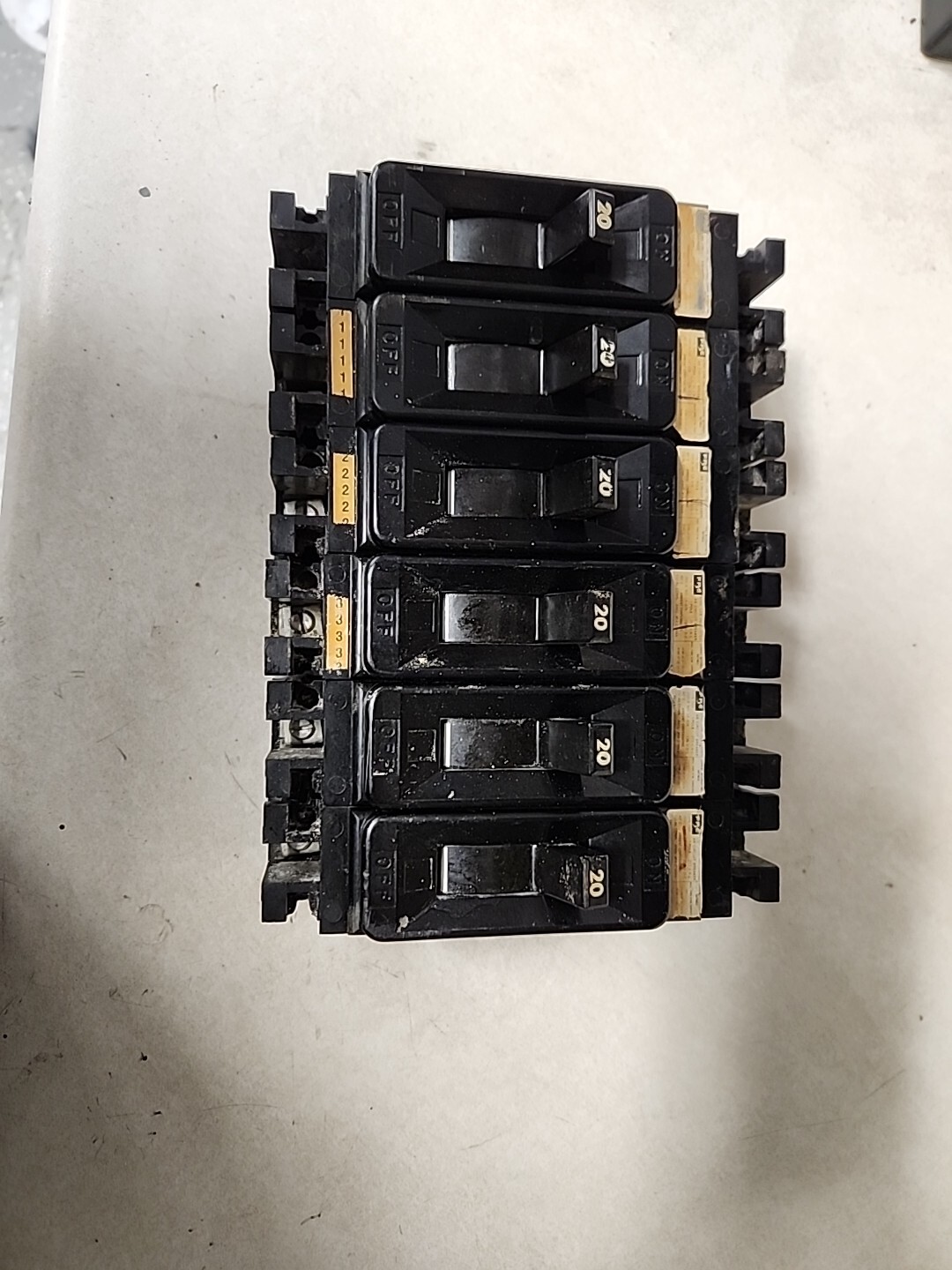 Federal Pacific Electric Company NEF214020 1 Pole 277 VAC Circuit Breaker 1 Each