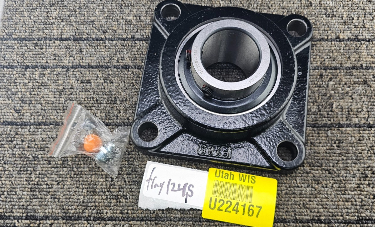 Peer F208 Mounted Bearing 4-Bolt Square Solid Housing Cast Iron w/ UC208-24M-A