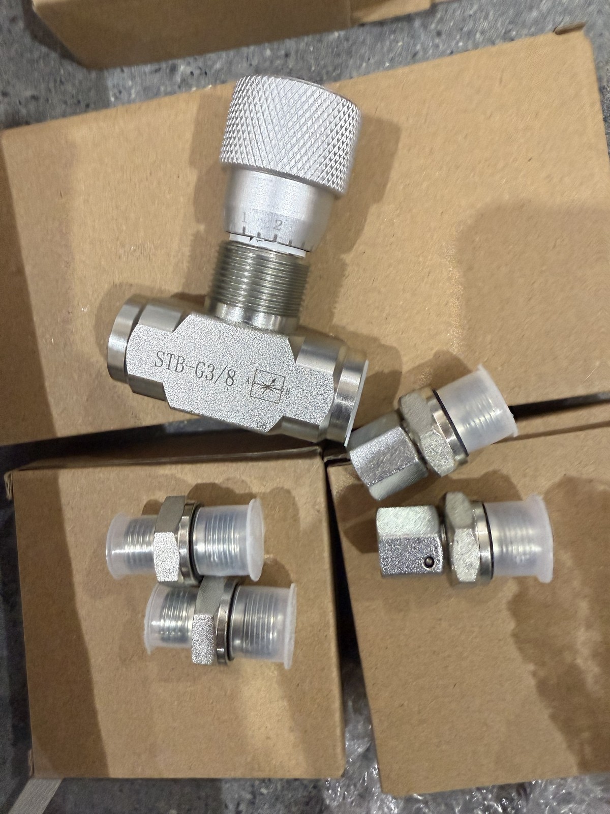 Hydraulic Flow Control Valve – STB-G3/8 – Mini Excavator – AGT – USA-3/8″ L08