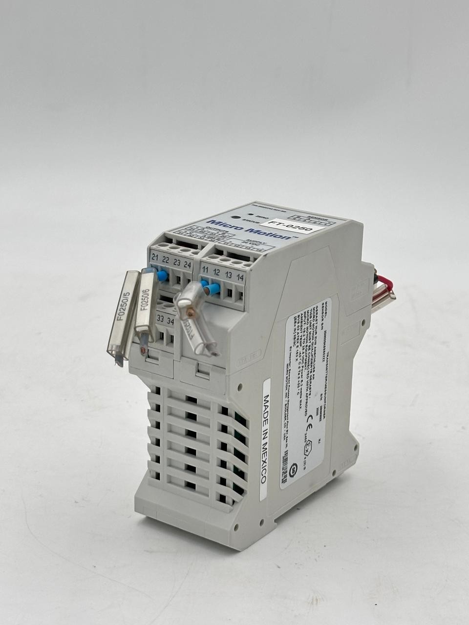 EMERSON MICRO MOTION TRANSMITTER MODEL 2500D3ABBBEZZZ PN : 20000742 REV BB
