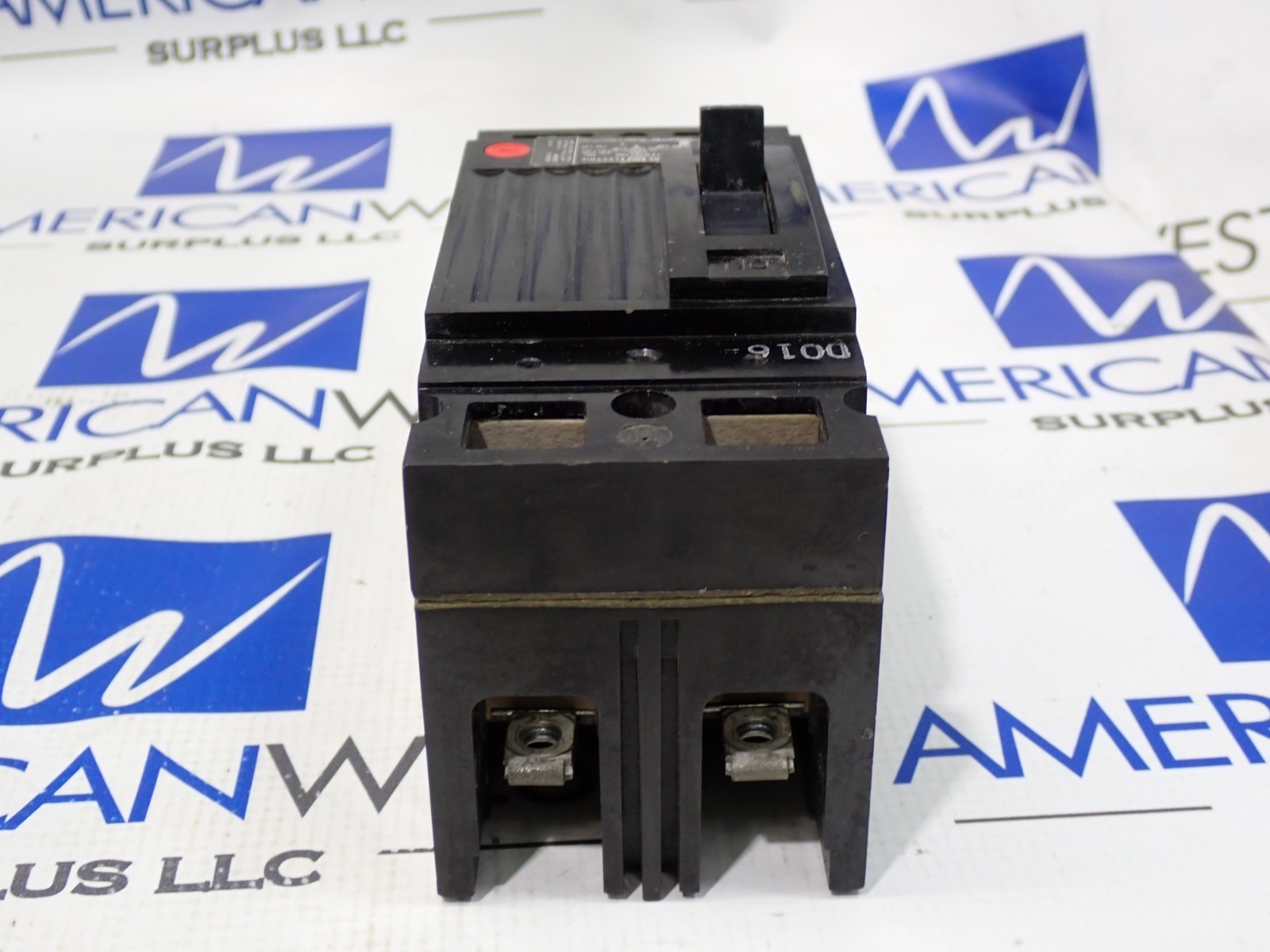 GE TEB122100 100 Amp 2 Pole 240Volt Circuit Breaker tested