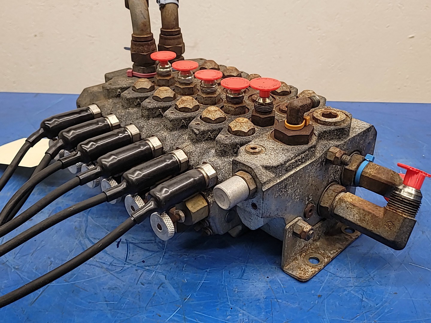 Parker Pulsar Hydraulic 6 Valve Stack Manifold VPL244 Assembly 100670985 Unit C