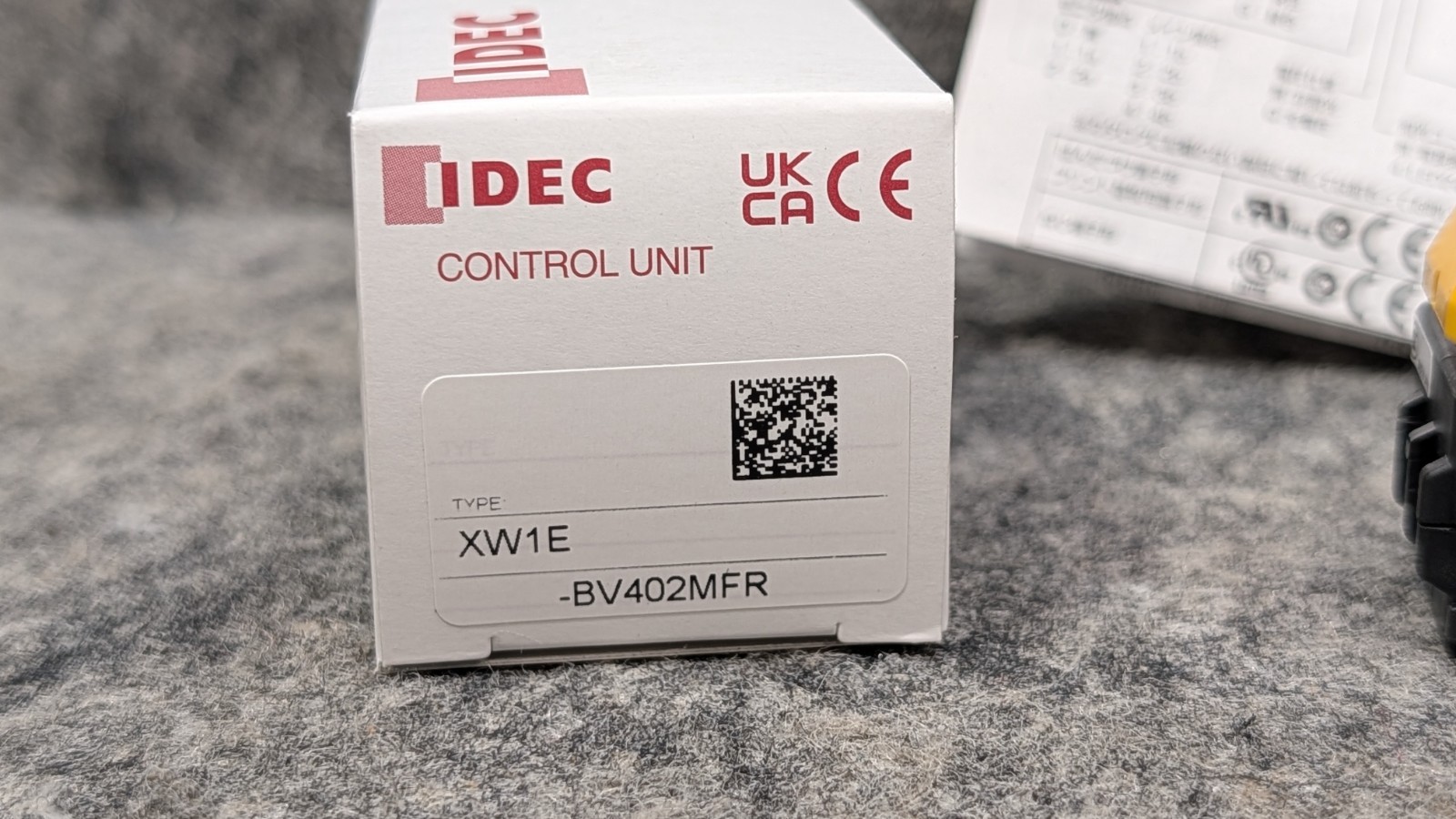 IDEC XW 22mm Estop XW1E-BV402MFR Emergency Stop Push Button 🔥New🔥