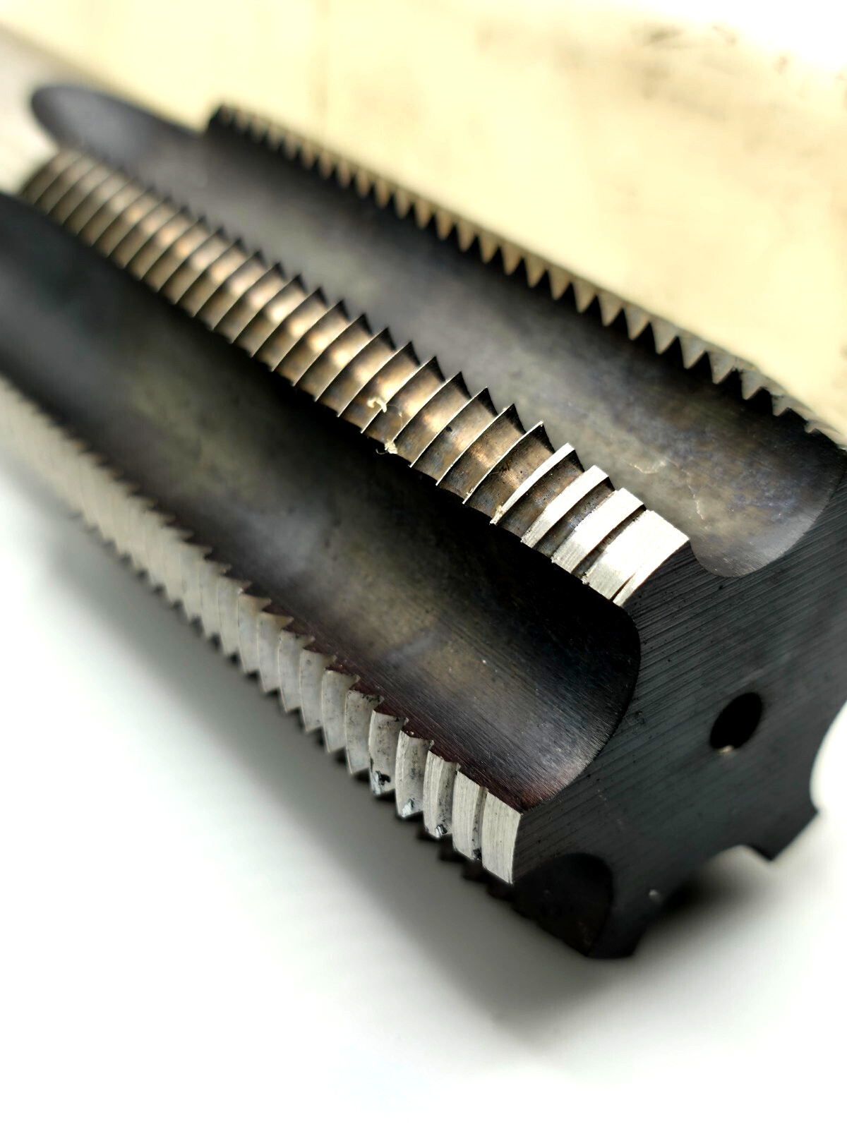Regal Cutting Tools 0508S61W 2-8 Tap HSG +.005 6FL