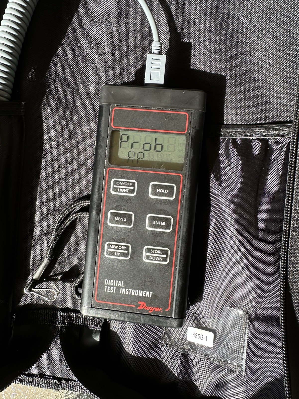 Model-485B Handheld Thermo-Hygrometer – Temp, Humidity, Dew Point Dwyer