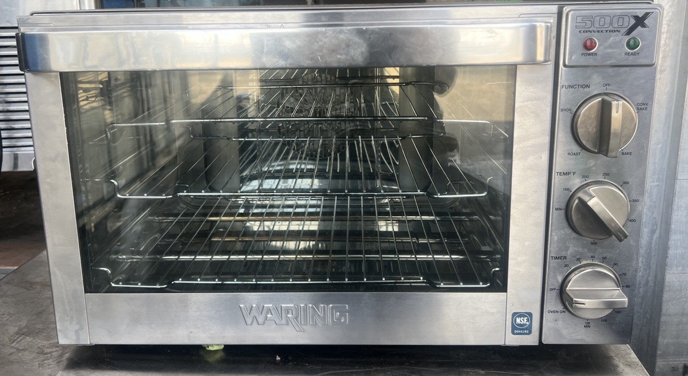 Waring WCO500X Commercial 1/2 Size Convection Oven 120V
