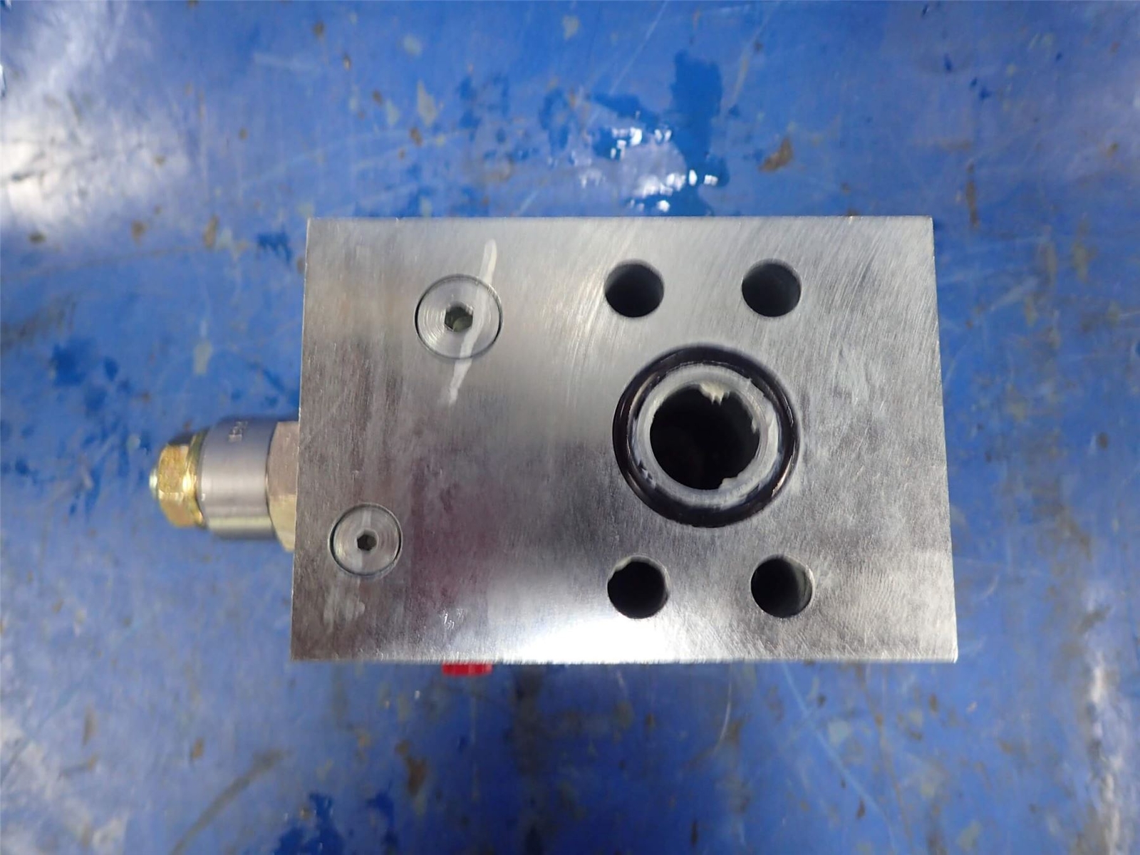 Eaton Vickers Hydraulic Lift Cylinder 631AA00136A Cartridge Valve 1PSC30F35S