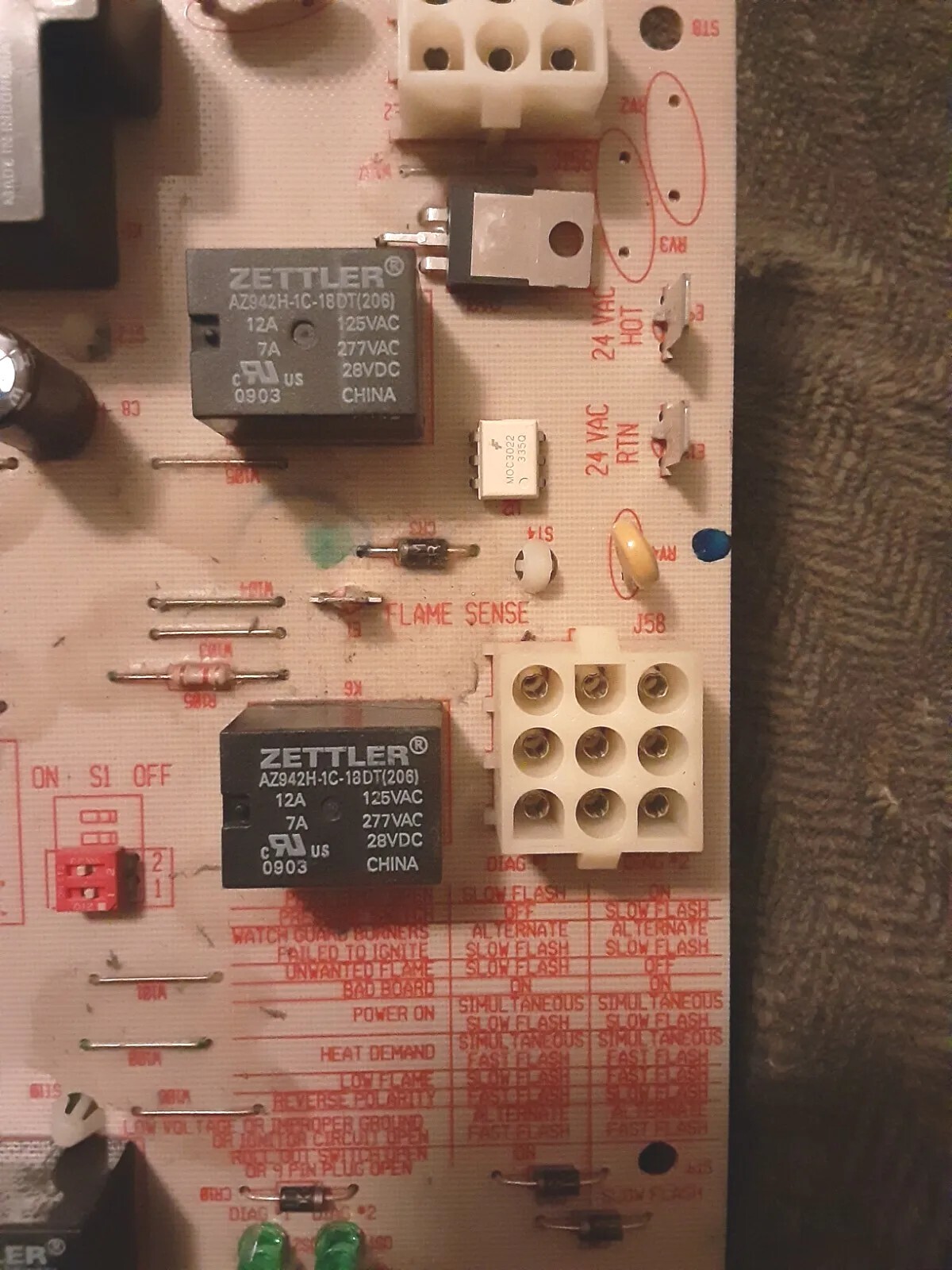 Lennox SureLight 97L4801 / 50A62-121 Furnace Control Circuit Board