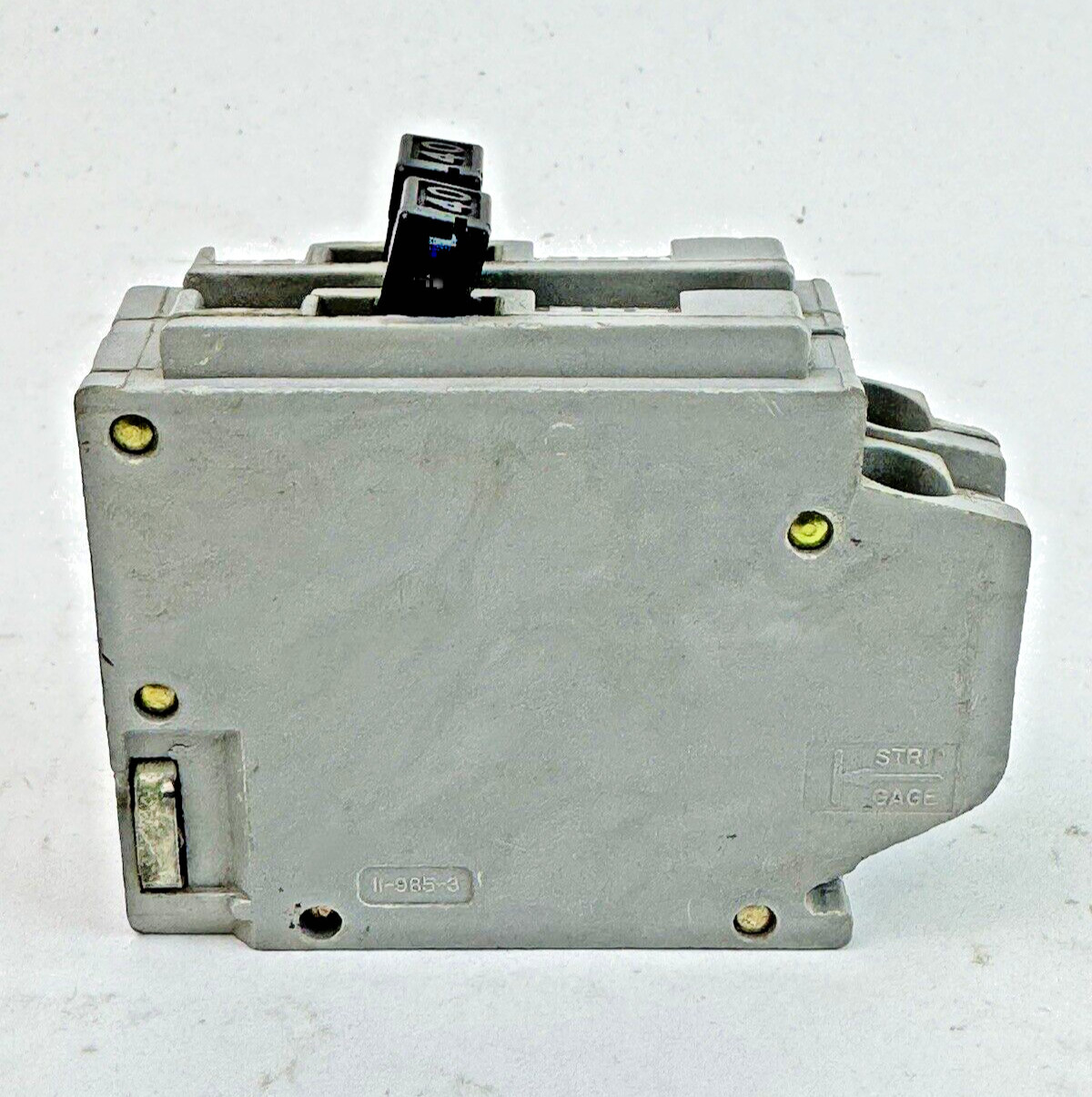 CHALLENGER – A240 – COMMON TRIP CIRCUIT BREAKER – 40A, 2 POLE, 240 VAC, A-240