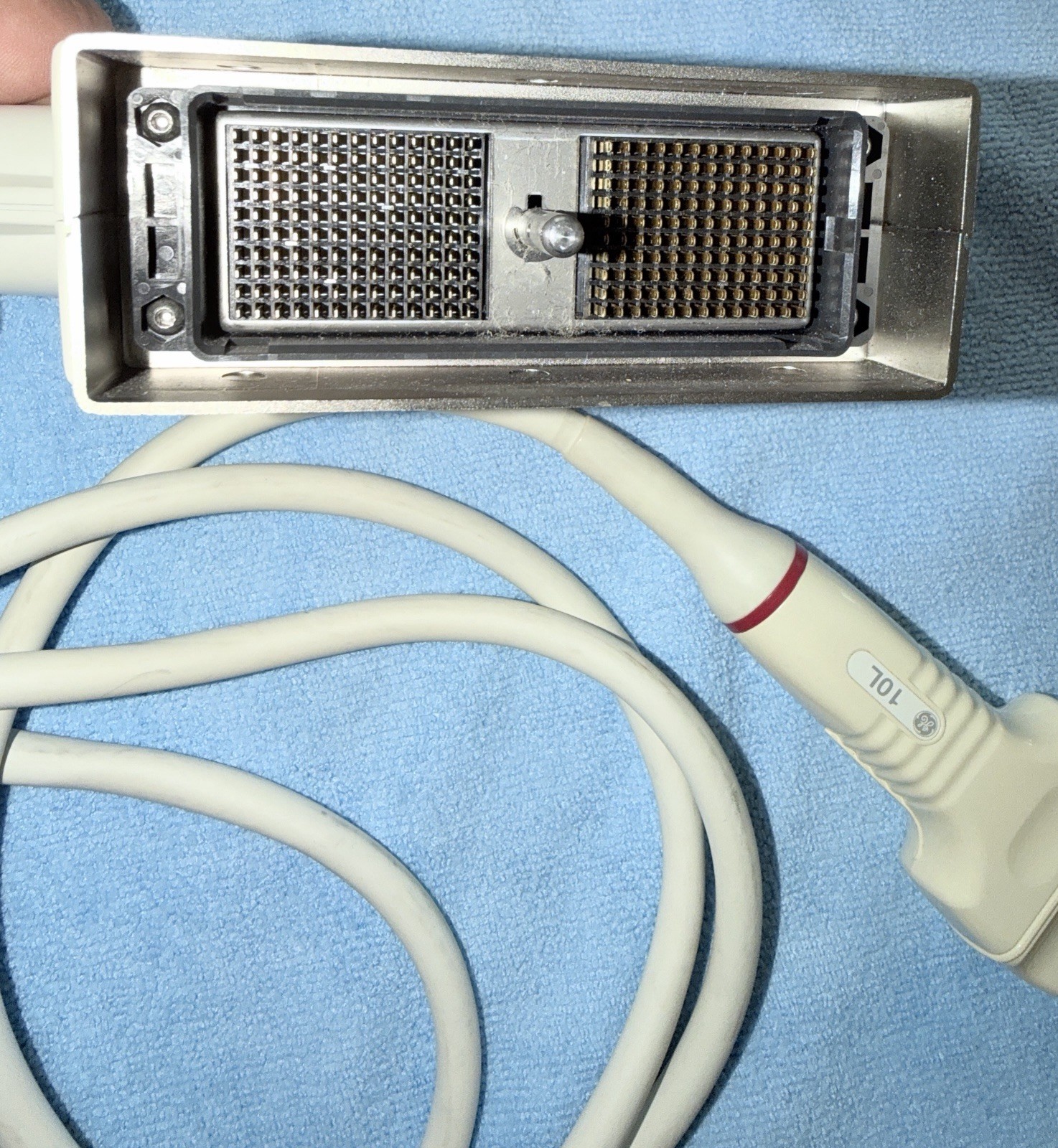 GE Yokogawa Medical Systems 10L Ultrasound Probe transducer w/ Cable