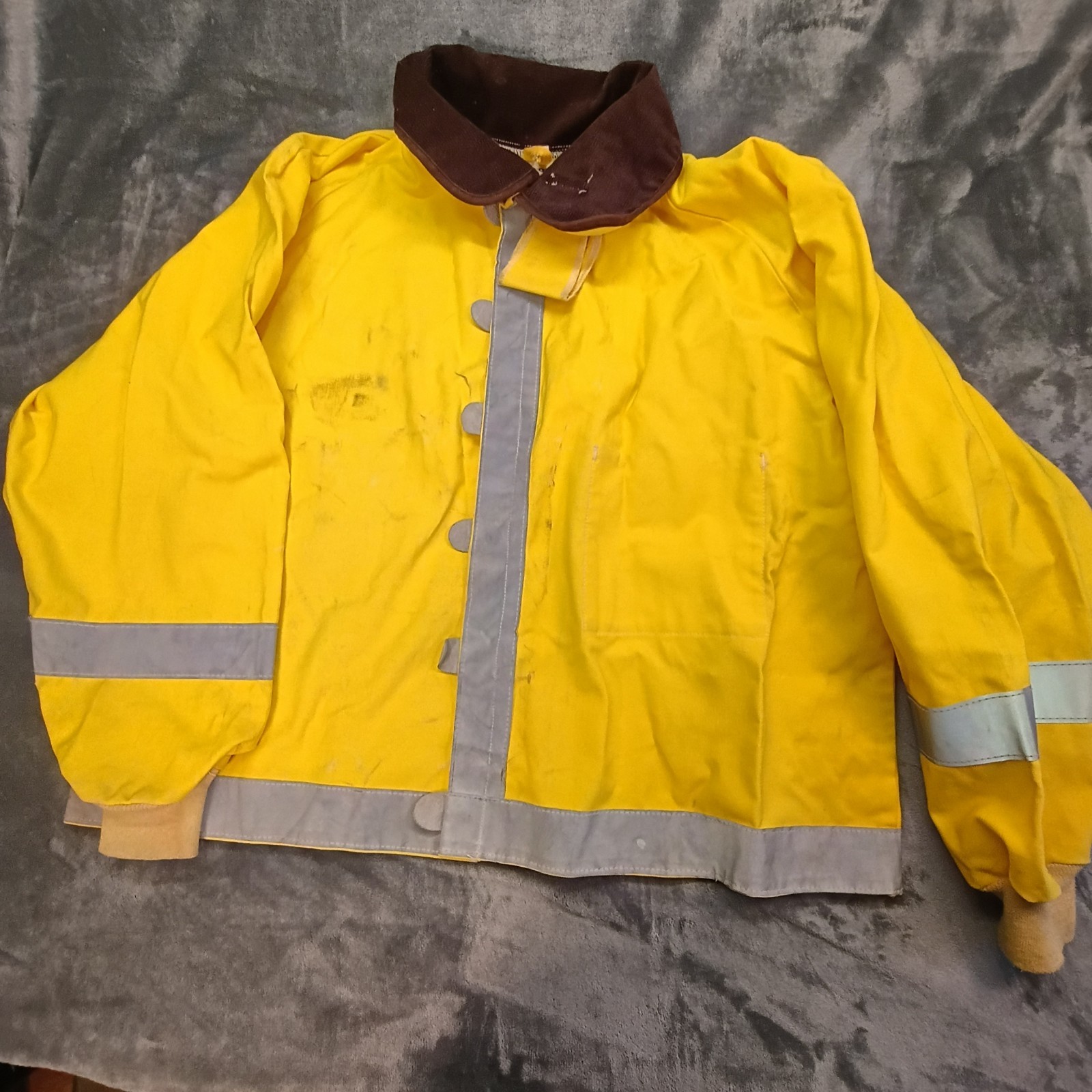 XXXL 3XL Wildland Firefighter Flame Resistant Jacket Yellow PGI Used USA 31 x 28