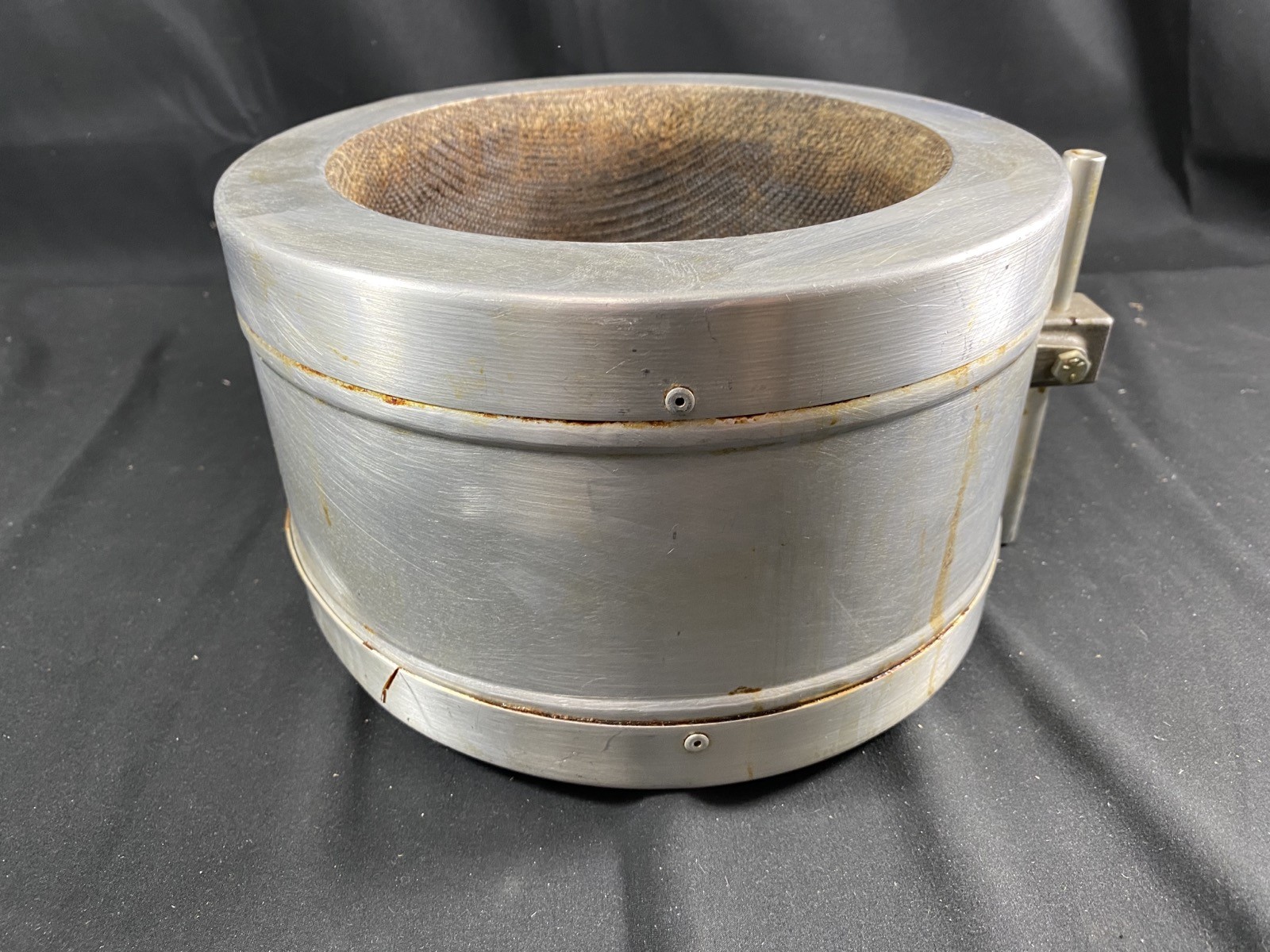 GLAS-COL 3 Liter 115 Volts 470 Watt Aluminum Housed Heating Mantle 100B TM112