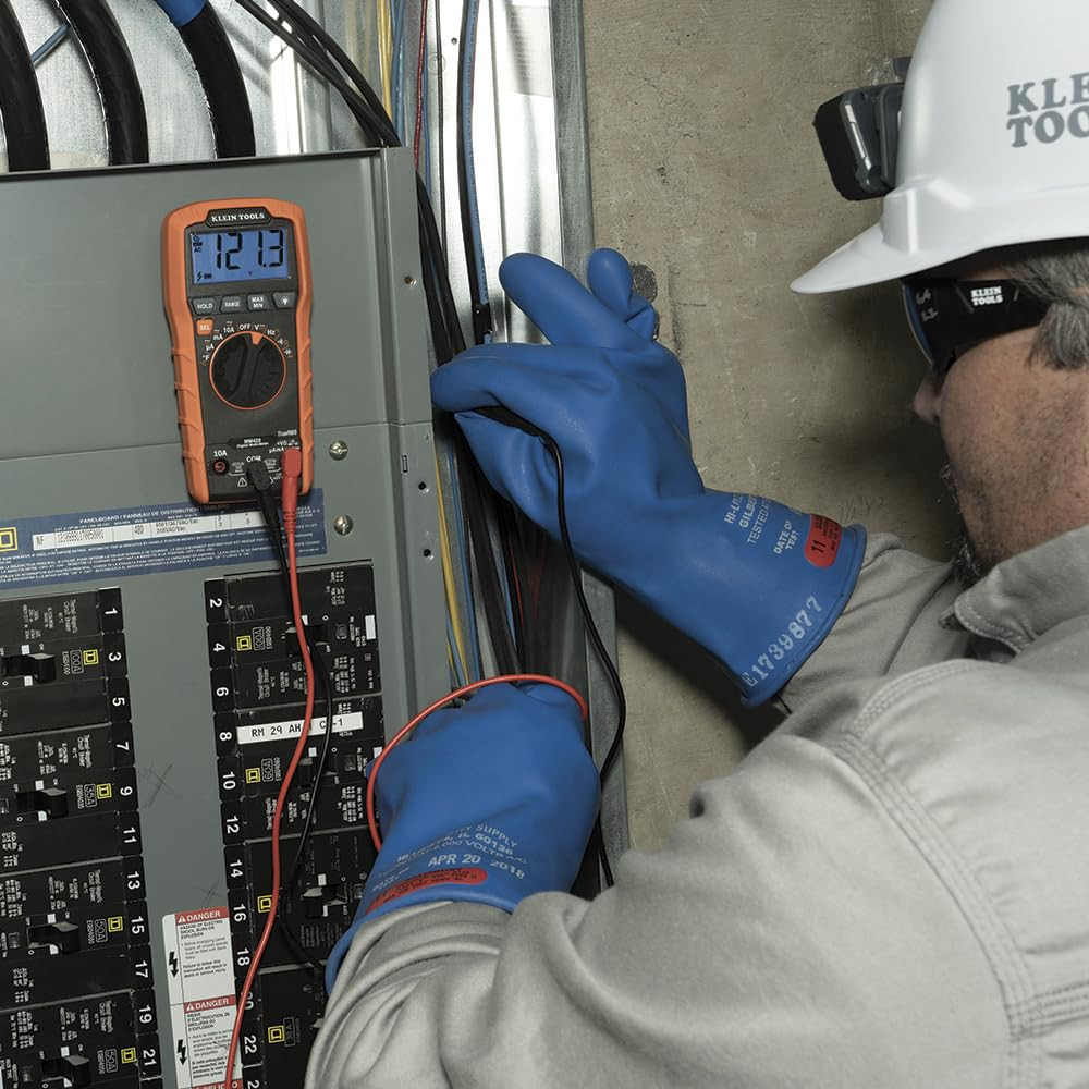 MM420 Digital Multimeter, Auto-Ranging TRMS Multimeter, 600V AC/DC Voltage, 10A
