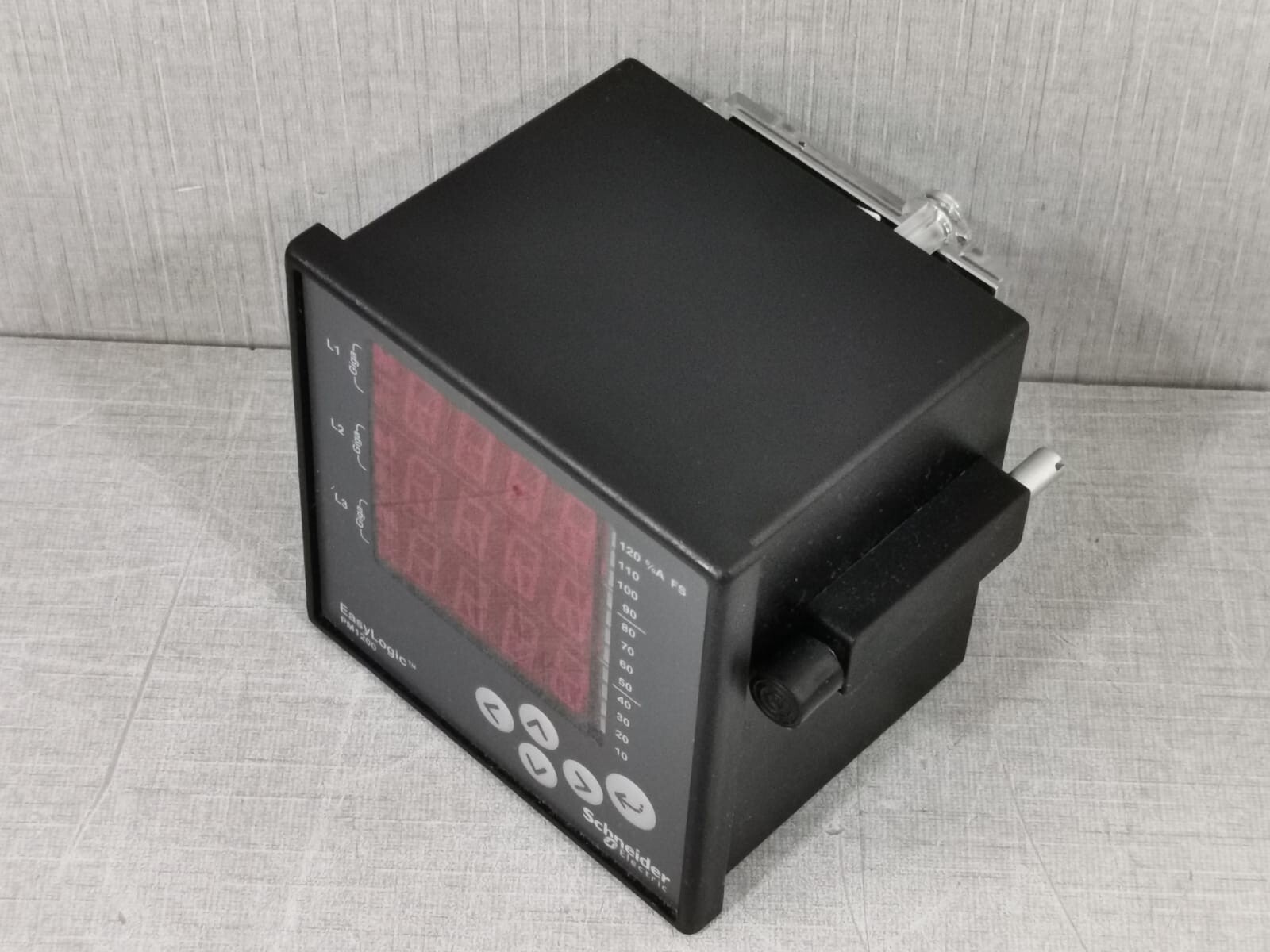 SCHNEIDER ELECTRIC EASYLOGIC PM1200 /METSEPM1200 POWER METER-SPOT ON THE SCREEN