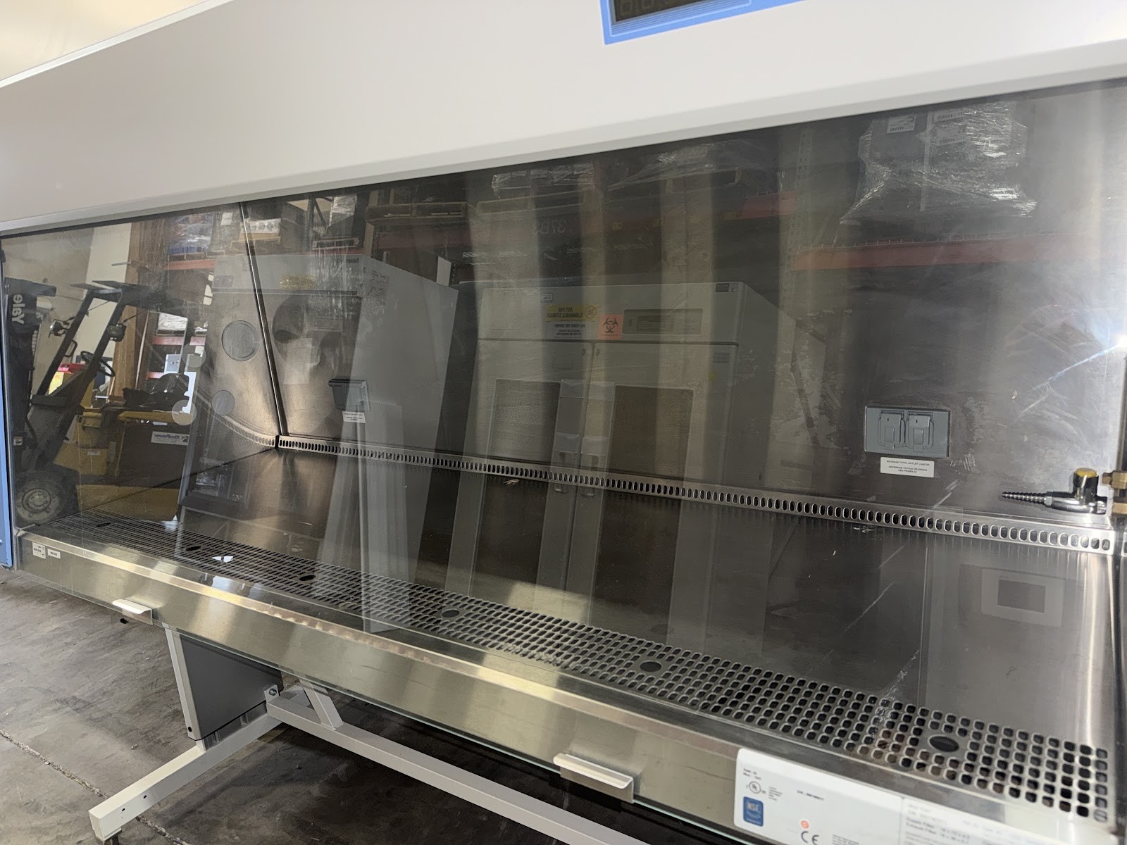 Thermo Scientific 1347 1300 Series A2 Class II, Type A2 Bio Safety Cabinet 6ft