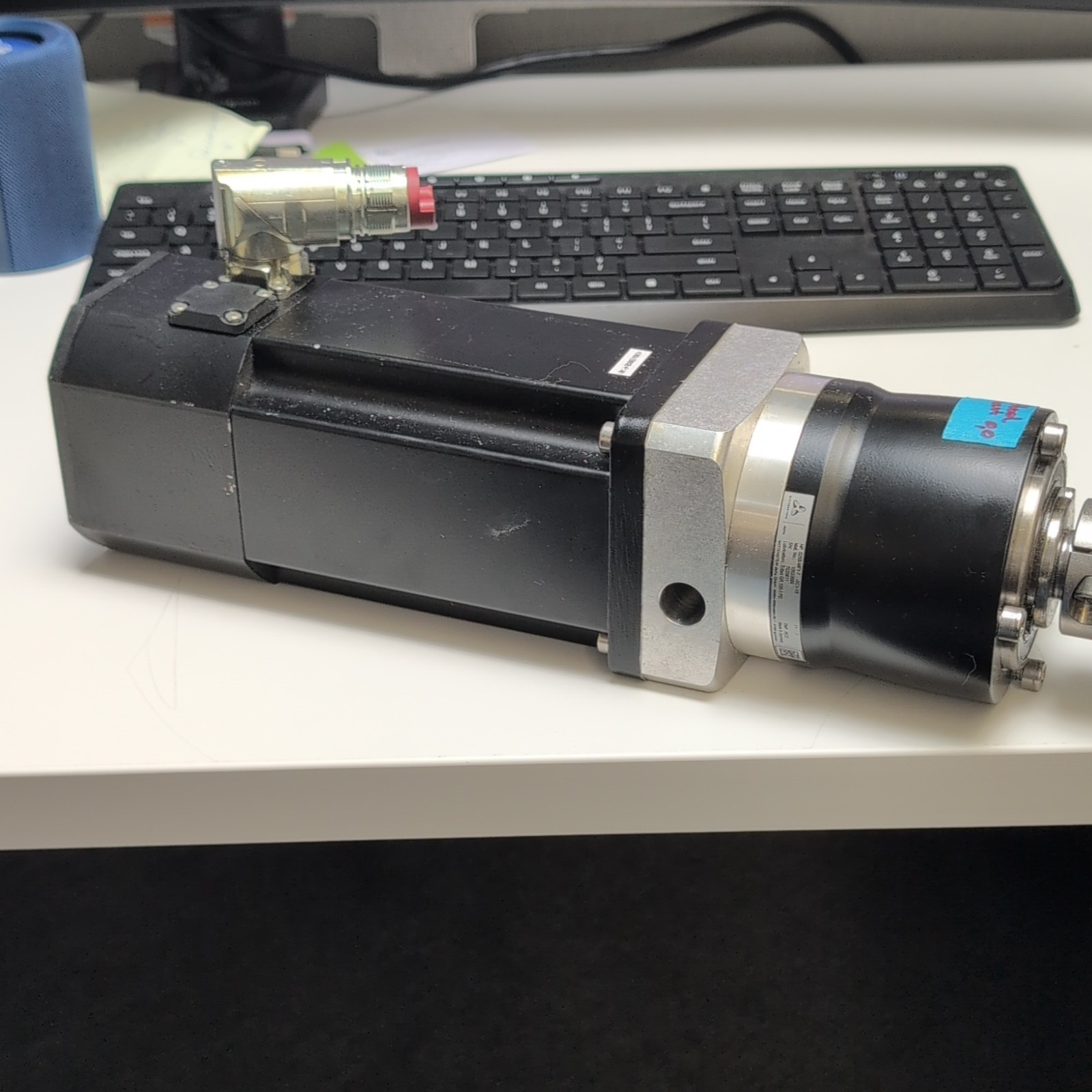 B&R Servomotor 8LSA35.DB030S200-3 400V 0.8kW 2.1Nm 3000rpm IP64