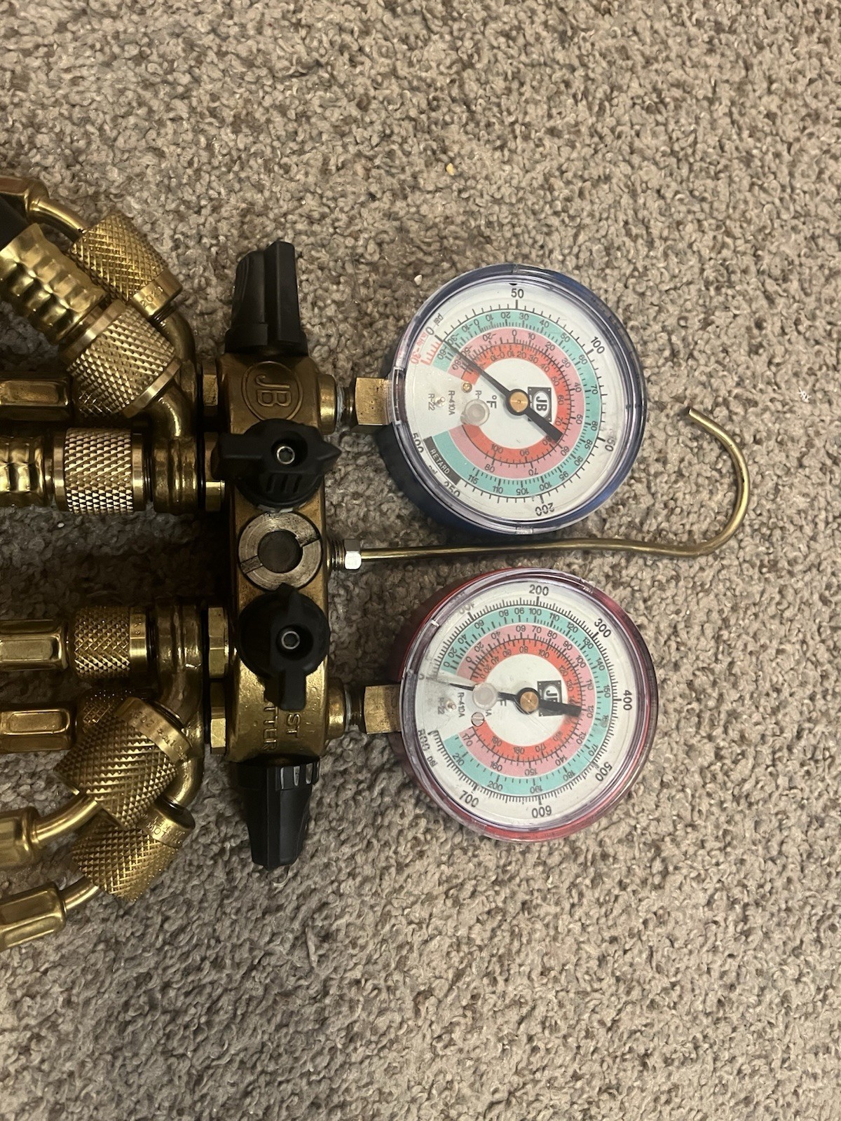 Just Better Revolver 4 Port Manifold Gauge With New Hoses