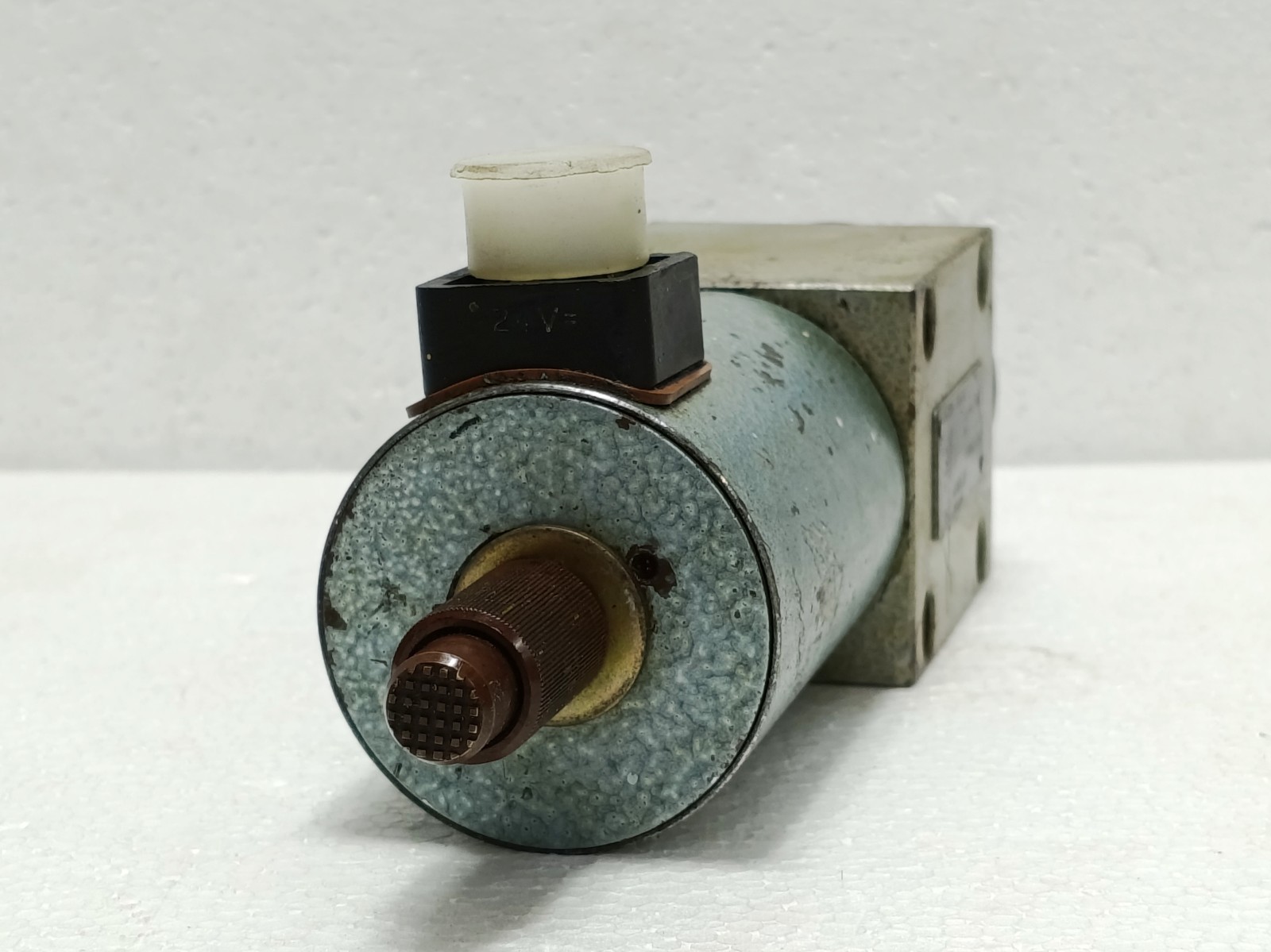WANDFLUH A4Z101a S161 H4 Solenoid Operated Spool Valve 160 Bar NG6 Used Surplus