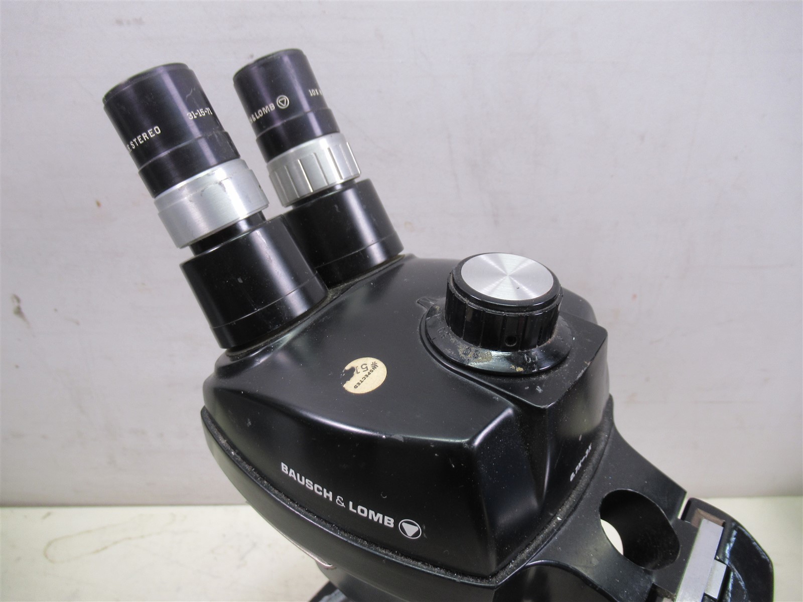 Microscope Bausch & Lomb StereoZoom 4 0.7x to 3.0x w/ 10x Eyepieces